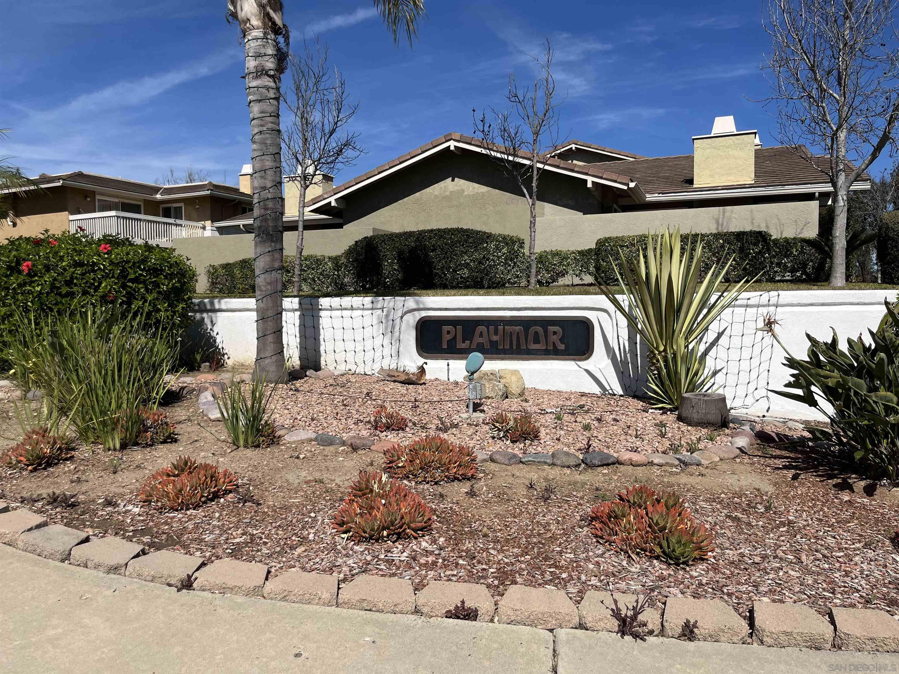 Detail Gallery Image 2 of 4 For 17494  Ashburton Rd, San Diego,  CA 92128 - 3 Beds | 2/1 Baths