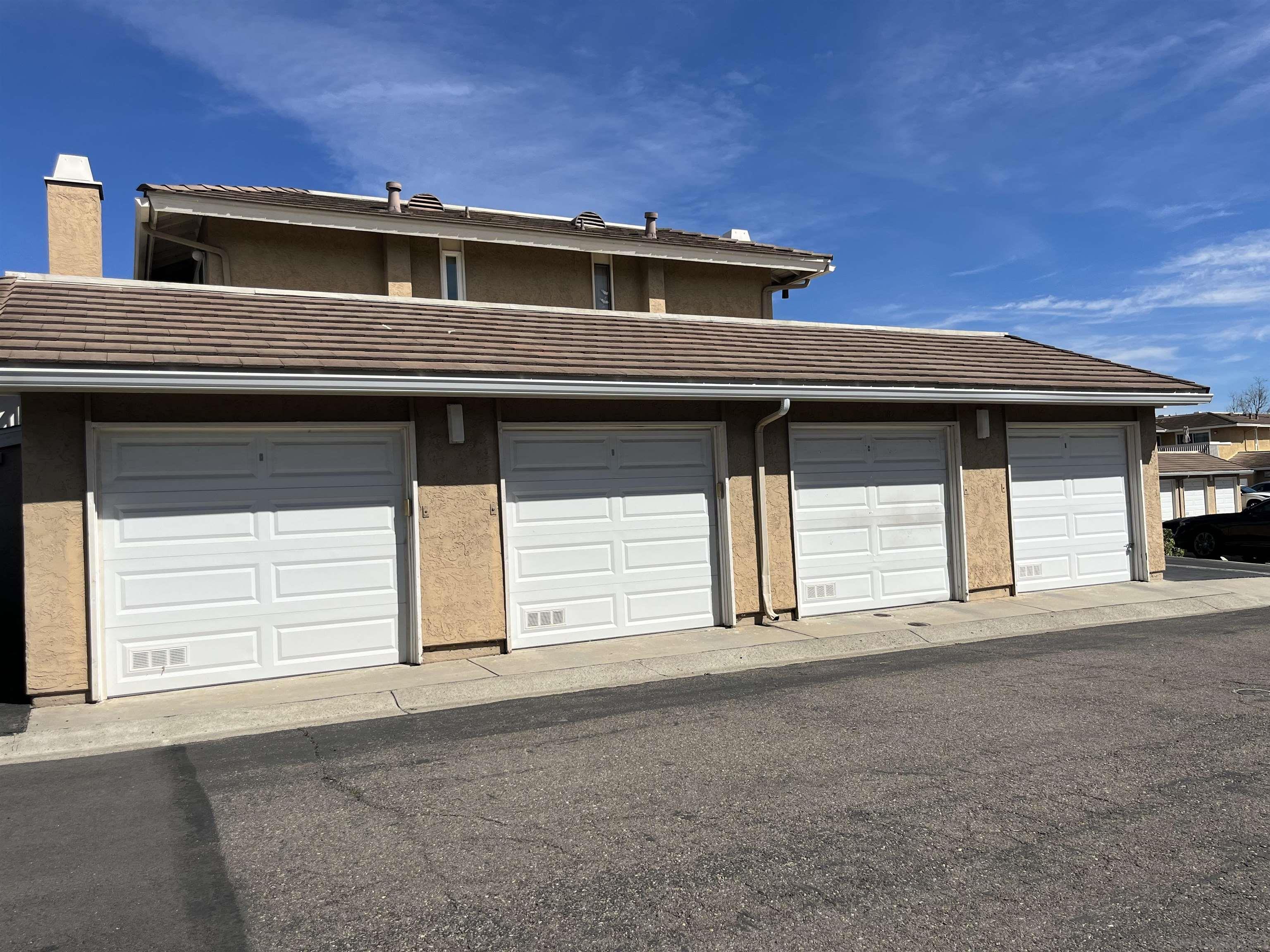 Detail Gallery Image 3 of 4 For 17494  Ashburton Rd, San Diego,  CA 92128 - 3 Beds | 2/1 Baths