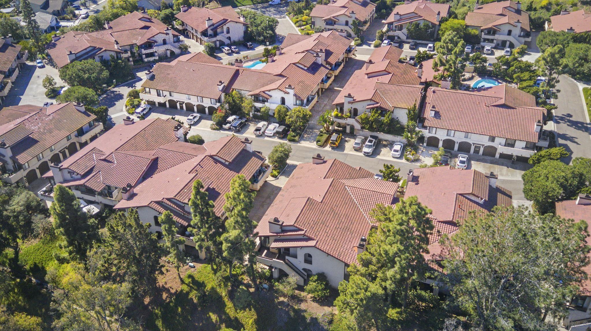 Detail Gallery Image 3 of 51 For 13788  Ruette Le Parc  #D,  Del Mar,  CA 92014 - 1 Beds | 1 Baths