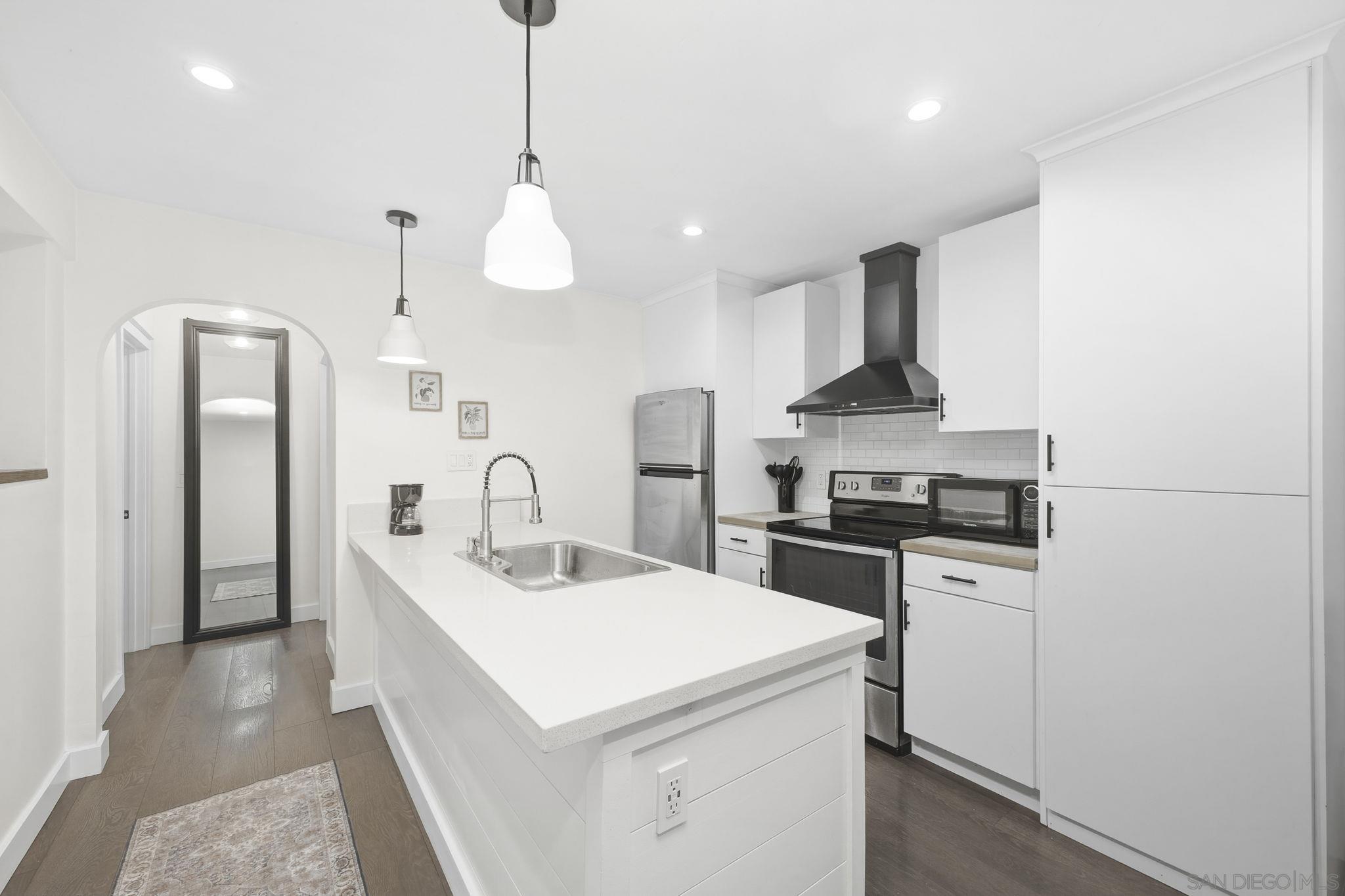 Detail Gallery Image 21 of 51 For 13788  Ruette Le Parc  #D,  Del Mar,  CA 92014 - 1 Beds | 1 Baths