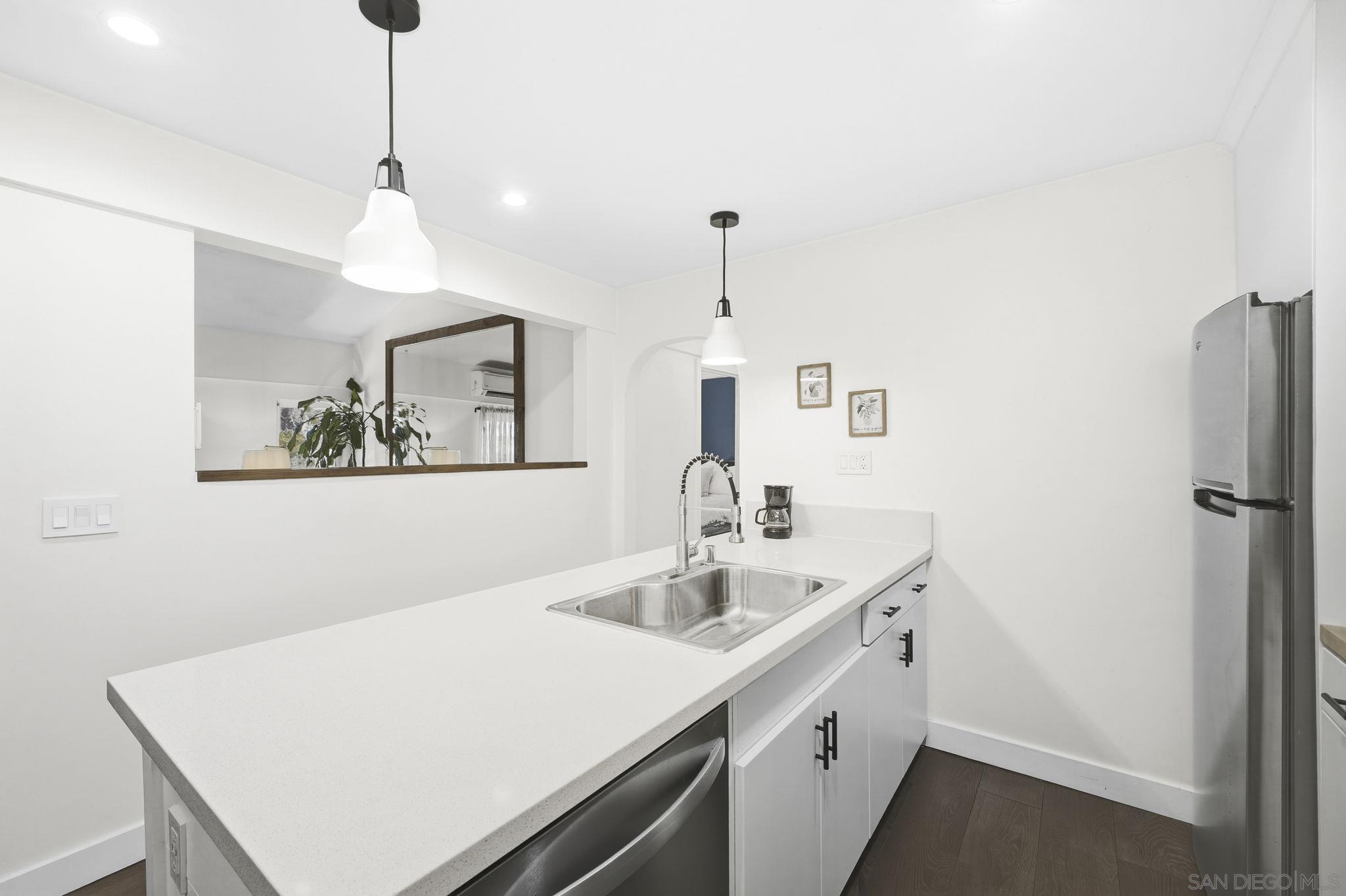 Detail Gallery Image 22 of 51 For 13788  Ruette Le Parc  #D,  Del Mar,  CA 92014 - 1 Beds | 1 Baths