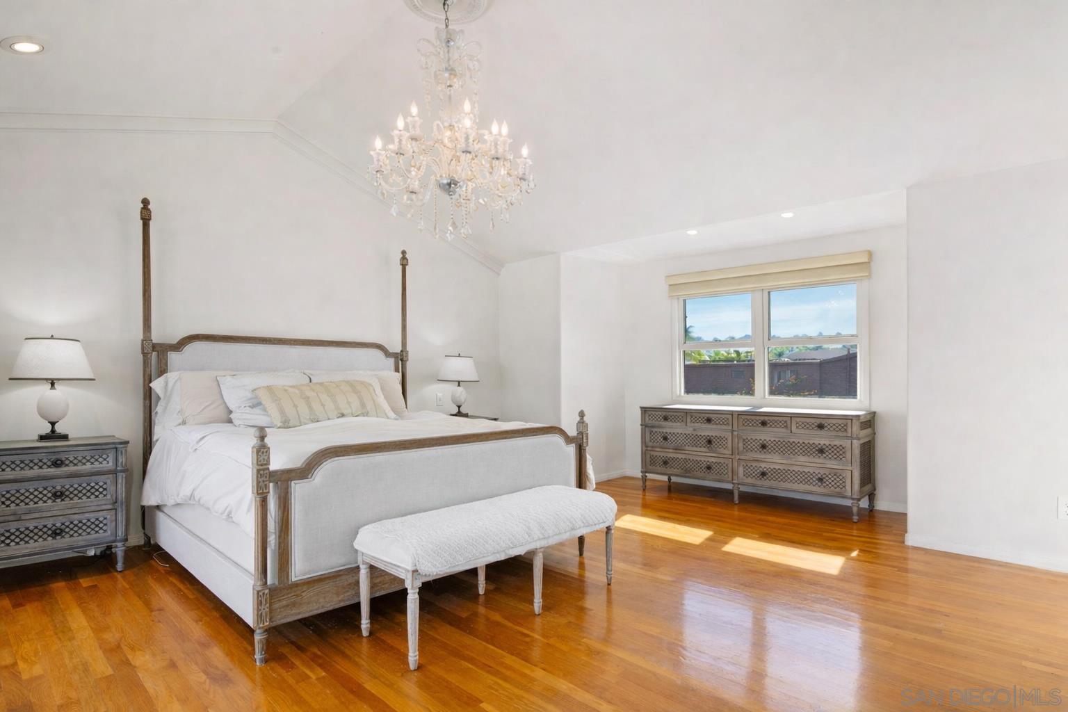 Detail Gallery Image 43 of 67 For 7337  Draper Ave, La Jolla,  CA 92037 - 3 Beds | 3 Baths