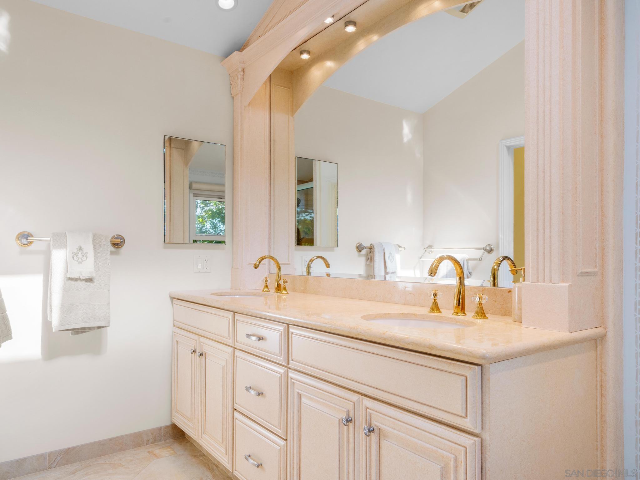 Detail Gallery Image 45 of 67 For 7337  Draper Ave, La Jolla,  CA 92037 - 3 Beds | 3 Baths