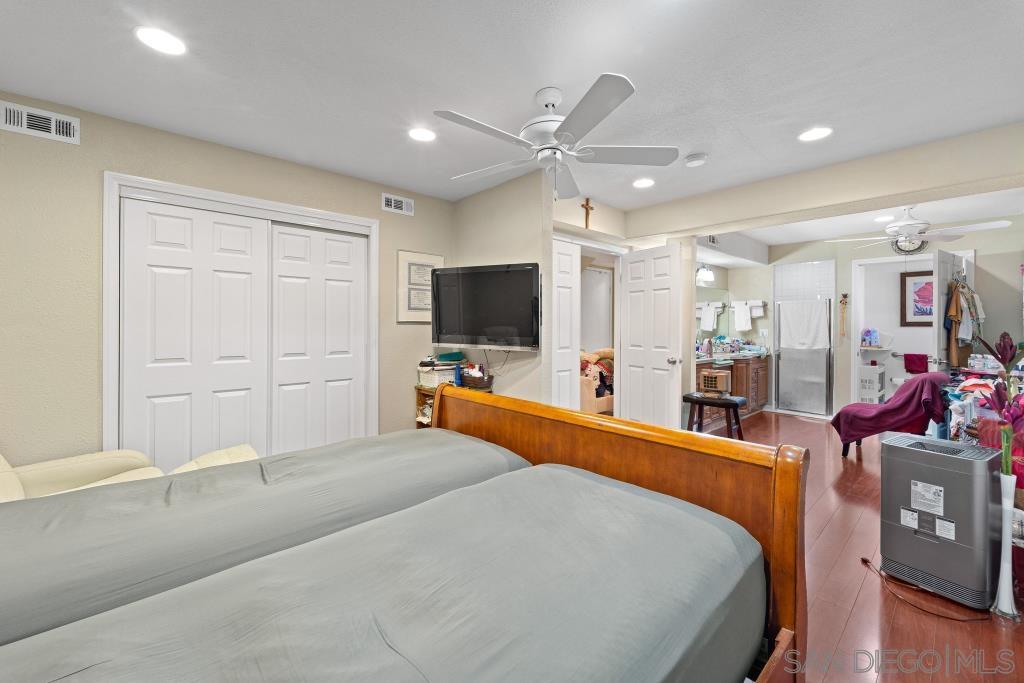 Detail Gallery Image 14 of 30 For 6481  Viewpoint Drive, San Diego,  CA 92139 - 4 Beds | 2/1 Baths