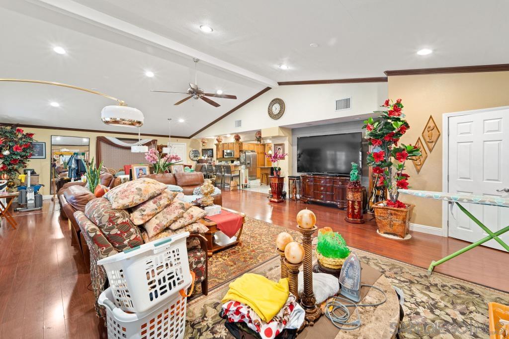 Detail Gallery Image 28 of 30 For 6481  Viewpoint Drive, San Diego,  CA 92139 - 4 Beds | 2/1 Baths