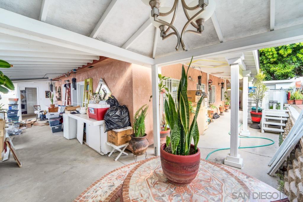 Detail Gallery Image 8 of 30 For 6481  Viewpoint Drive, San Diego,  CA 92139 - 4 Beds | 2/1 Baths