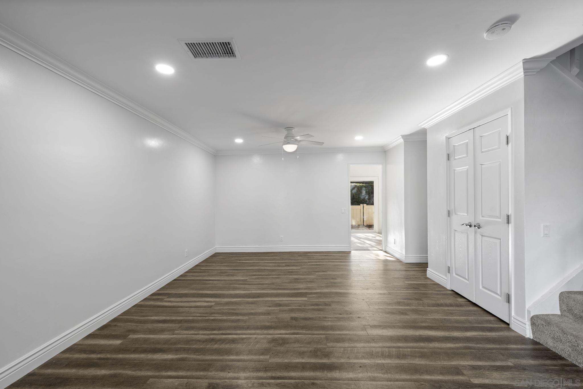 Detail Gallery Image 7 of 31 For 17382  Caminito Masada, San Diego,  CA 92127 - 4 Beds | 2/1 Baths