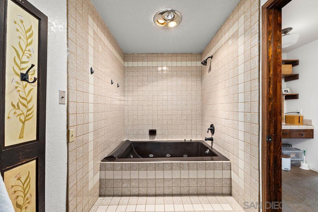 Detail Gallery Image 26 of 58 For 11725  Sierra Rojo Rd, Valley Center,  CA 92082 - 5 Beds | 3 Baths