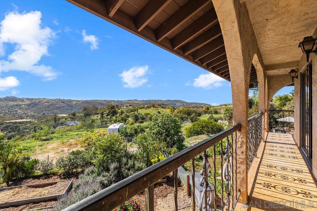 Detail Gallery Image 33 of 58 For 11725  Sierra Rojo Rd, Valley Center,  CA 92082 - 5 Beds | 3 Baths