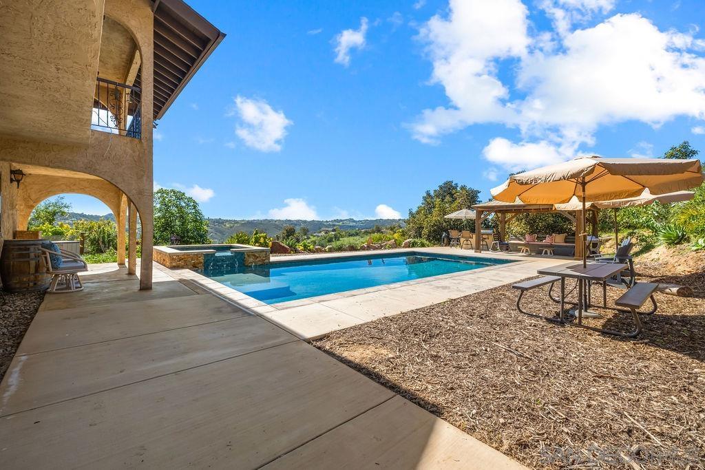 Detail Gallery Image 42 of 58 For 11725  Sierra Rojo Rd, Valley Center,  CA 92082 - 5 Beds | 3 Baths