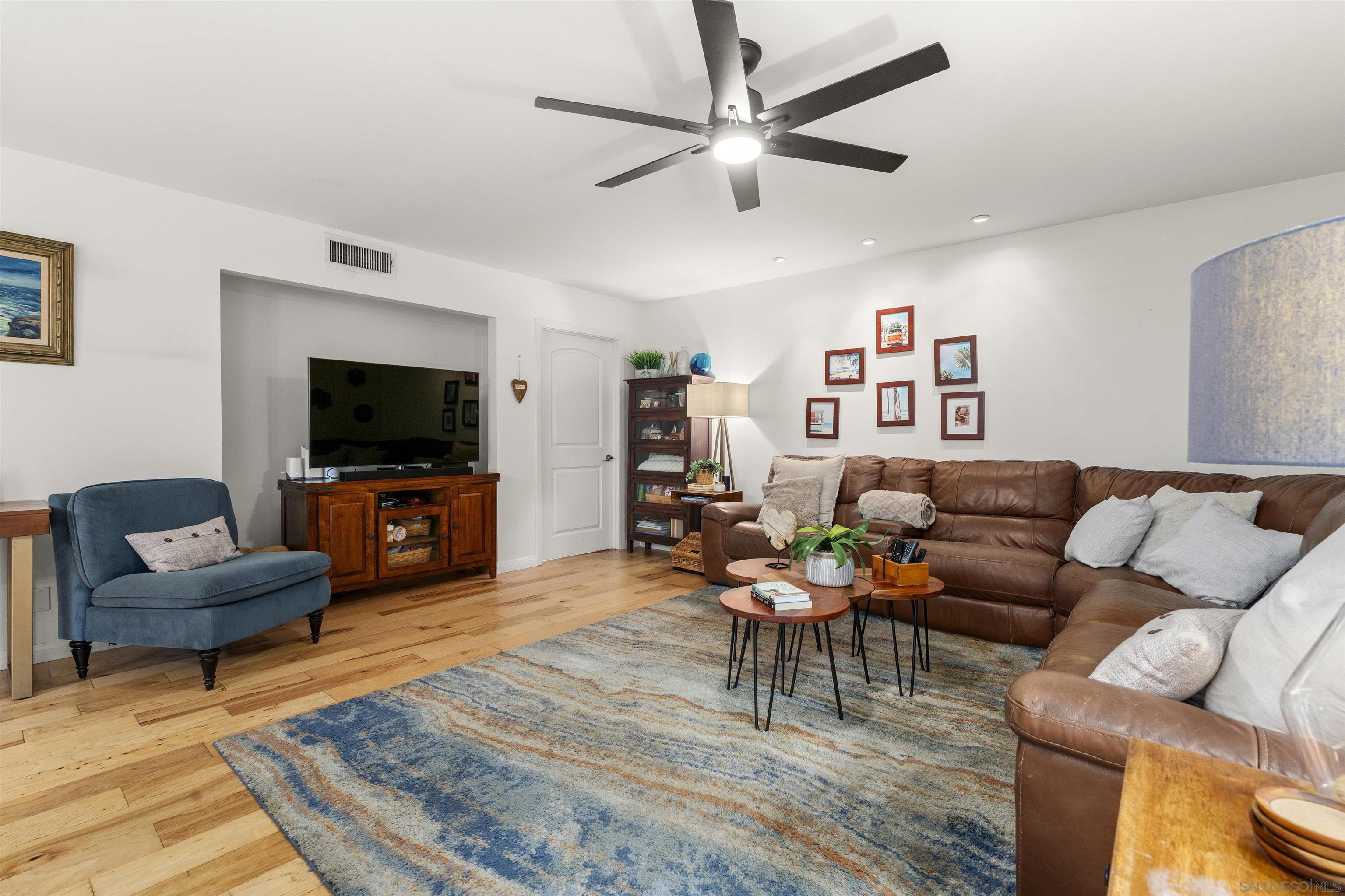 Detail Gallery Image 18 of 63 For 489  La Costa Ave., Encinitas,  CA 92024 - 6 Beds | 3/1 Baths