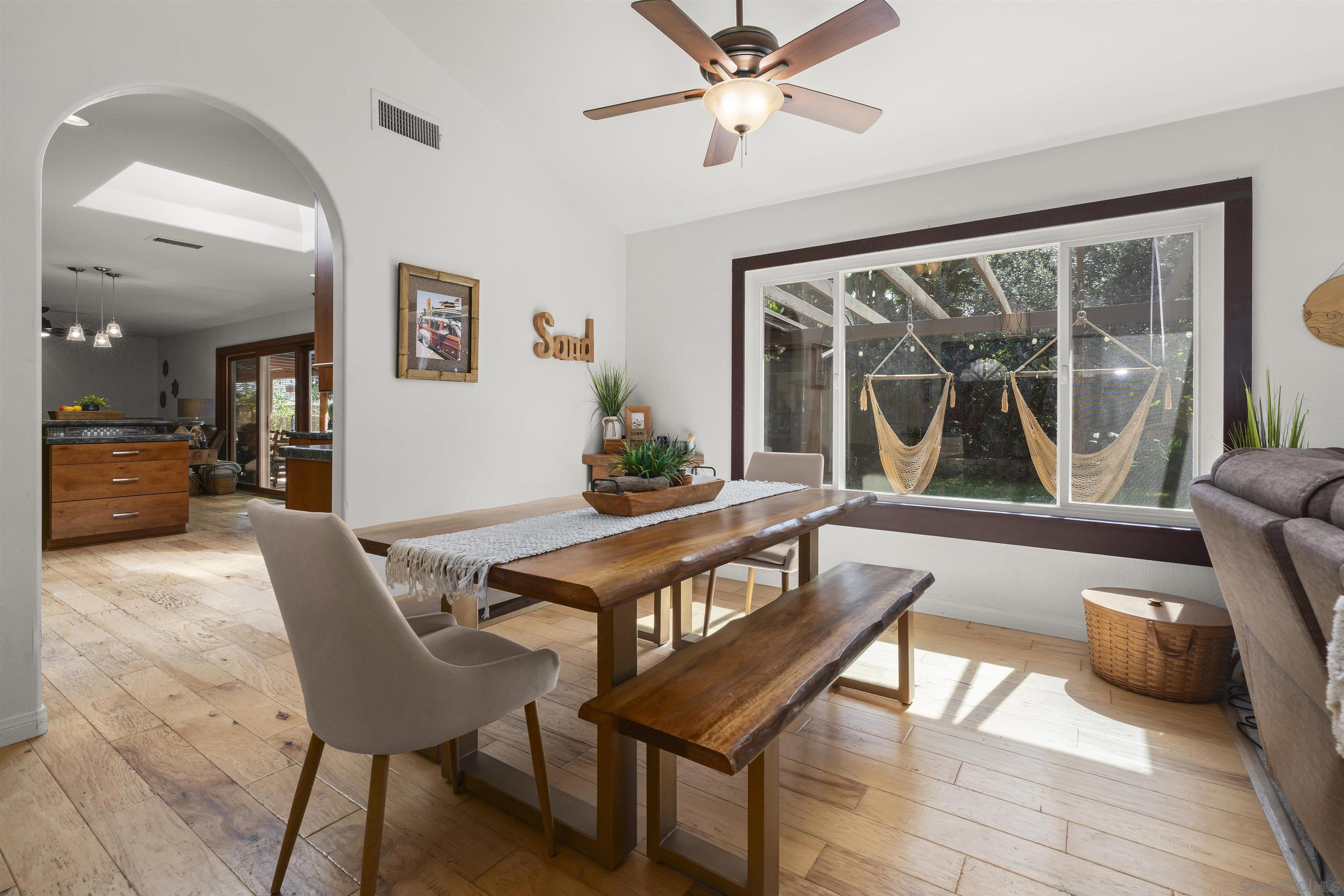 Detail Gallery Image 9 of 63 For 489  La Costa Ave., Encinitas,  CA 92024 - 6 Beds | 3/1 Baths