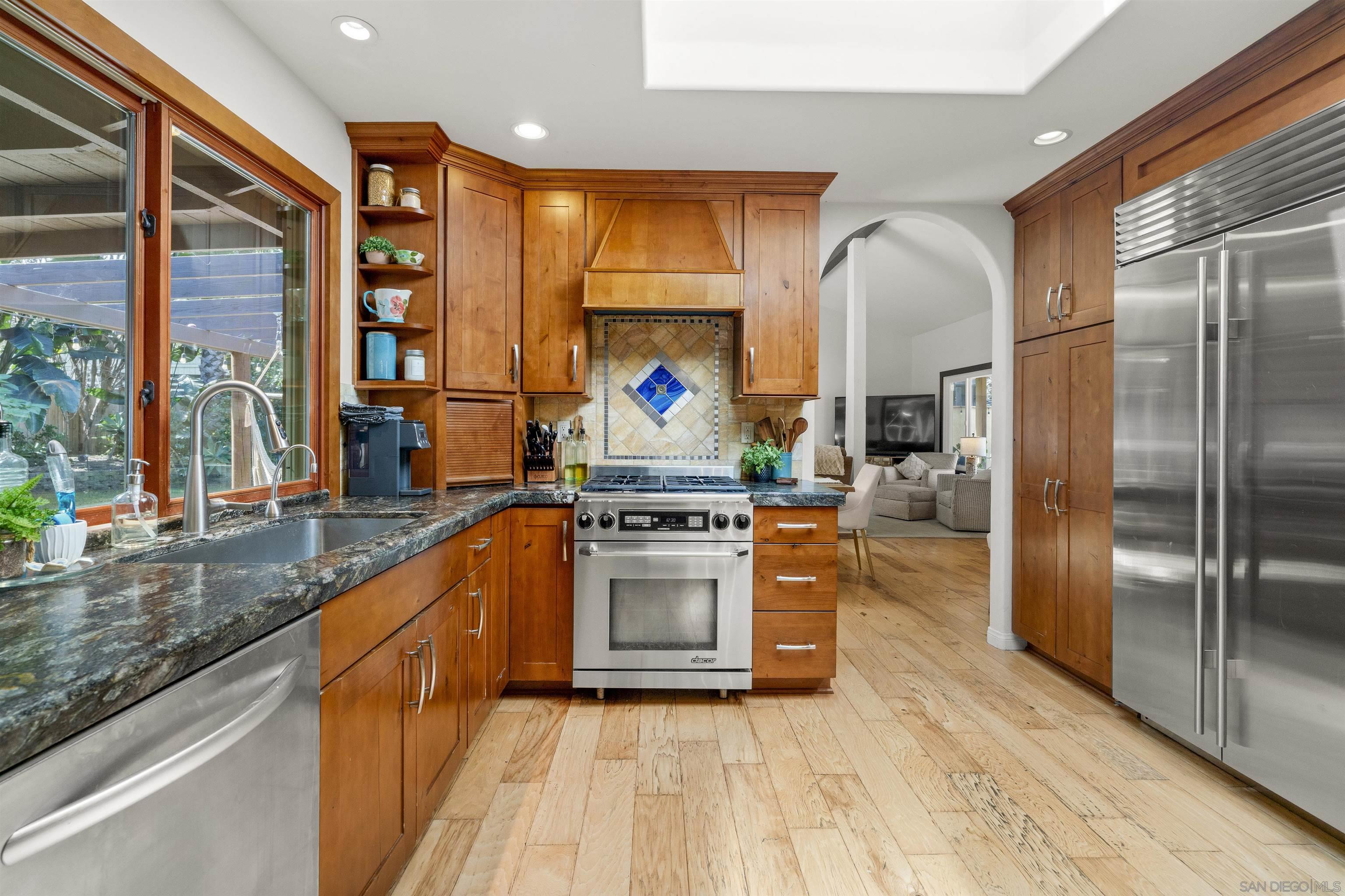 Detail Gallery Image 10 of 63 For 489  La Costa Ave., Encinitas,  CA 92024 - 6 Beds | 3/1 Baths