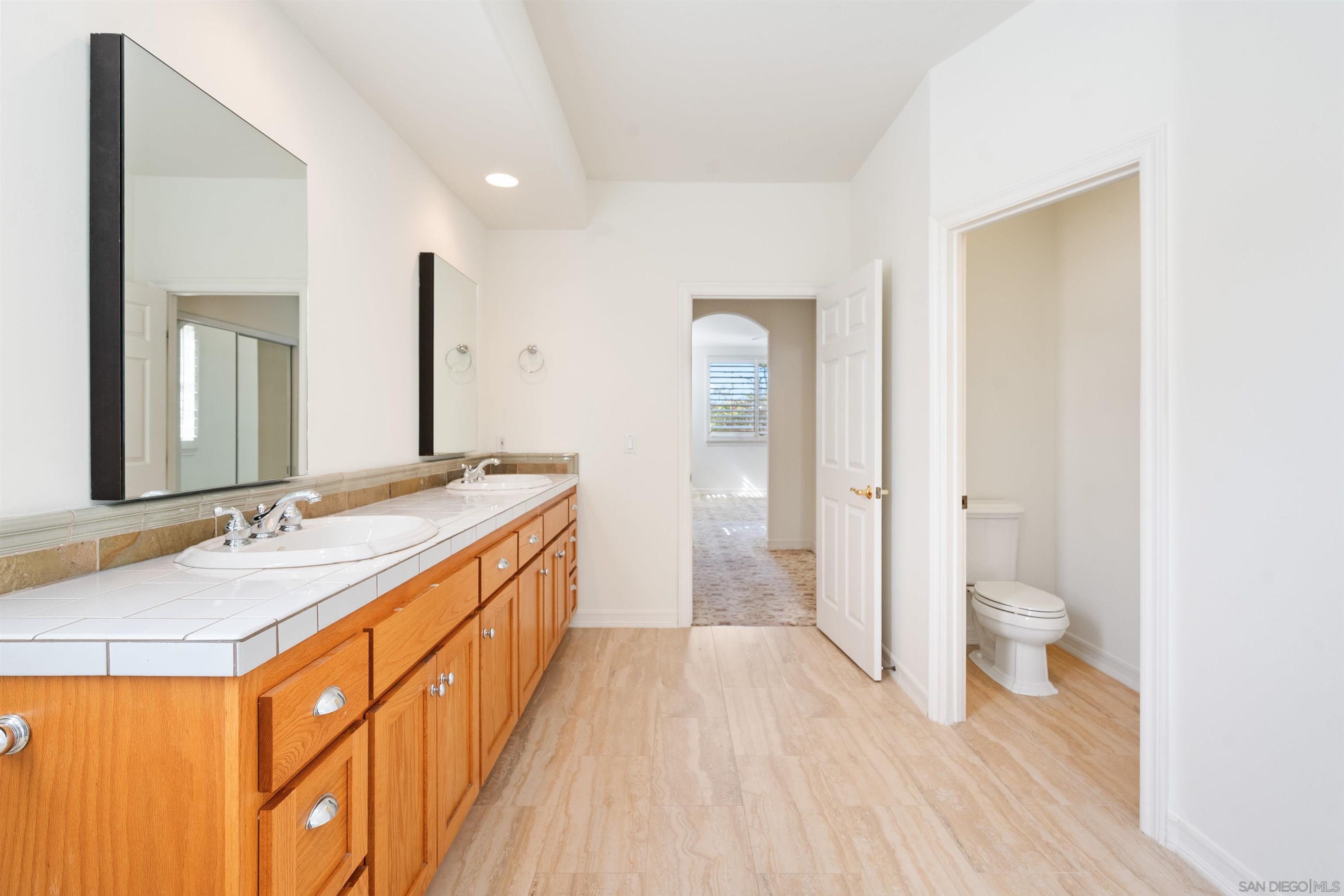 Detail Gallery Image 24 of 58 For 1580  Alta Vista Dr, Vista,  CA 92084 - 4 Beds | 3 Baths