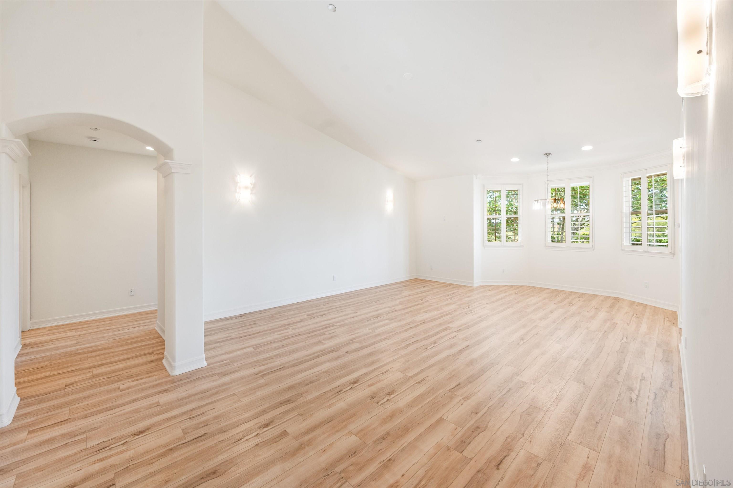 Detail Gallery Image 26 of 58 For 1580  Alta Vista Dr, Vista,  CA 92084 - 4 Beds | 3 Baths