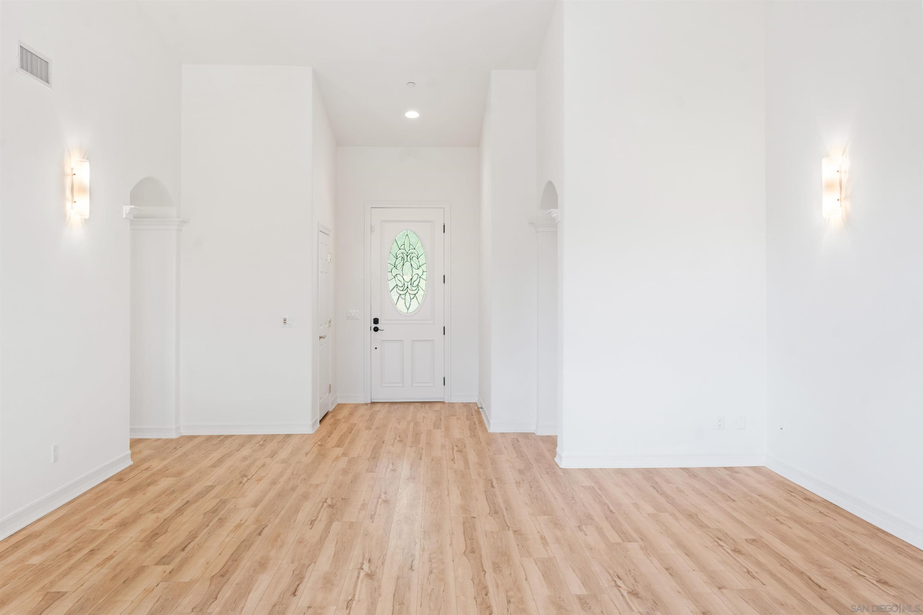 Detail Gallery Image 28 of 58 For 1580  Alta Vista Dr, Vista,  CA 92084 - 4 Beds | 3 Baths