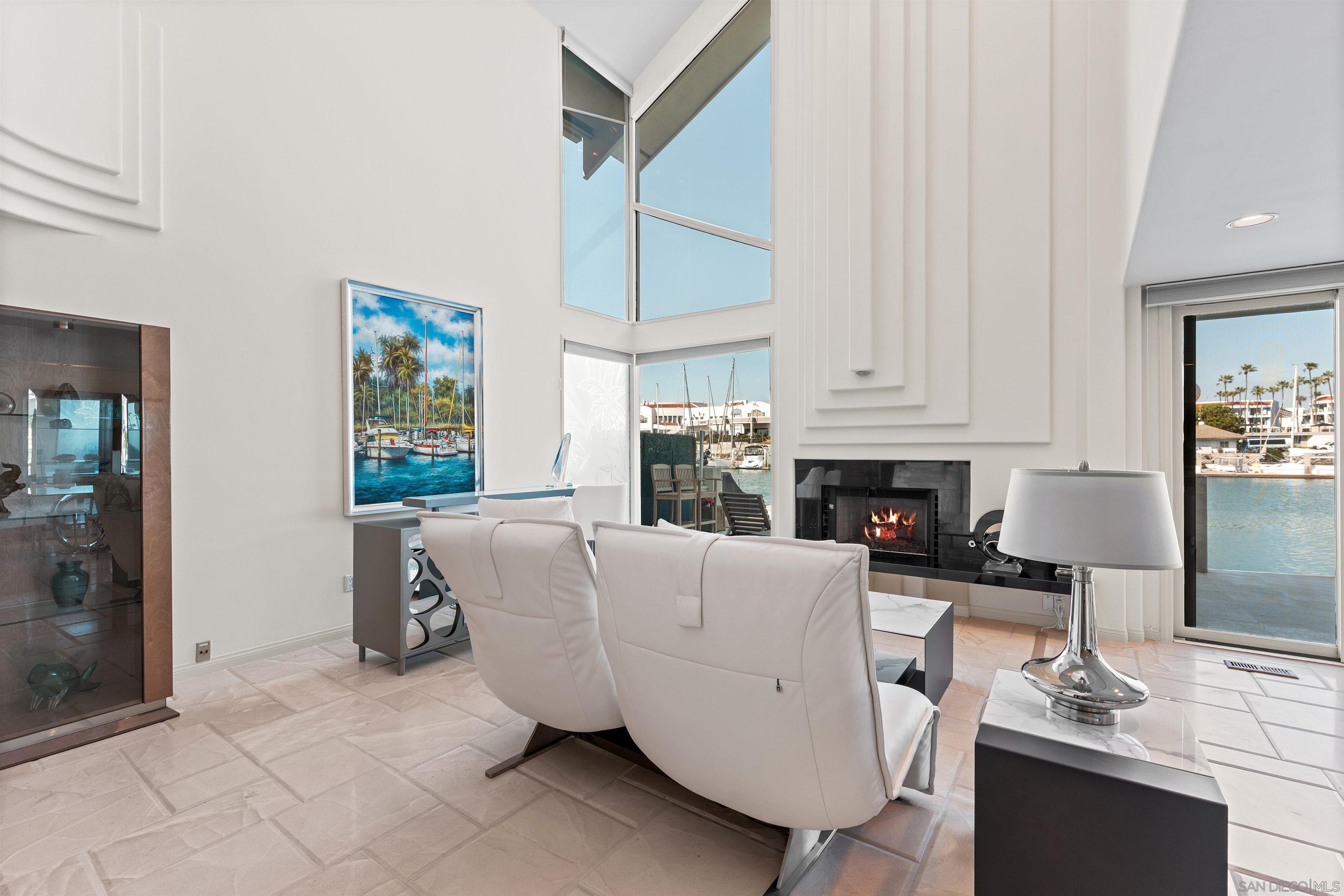 Detail Gallery Image 12 of 34 For 39  the Point, Coronado,  CA 92118 - 4 Beds | 4 Baths