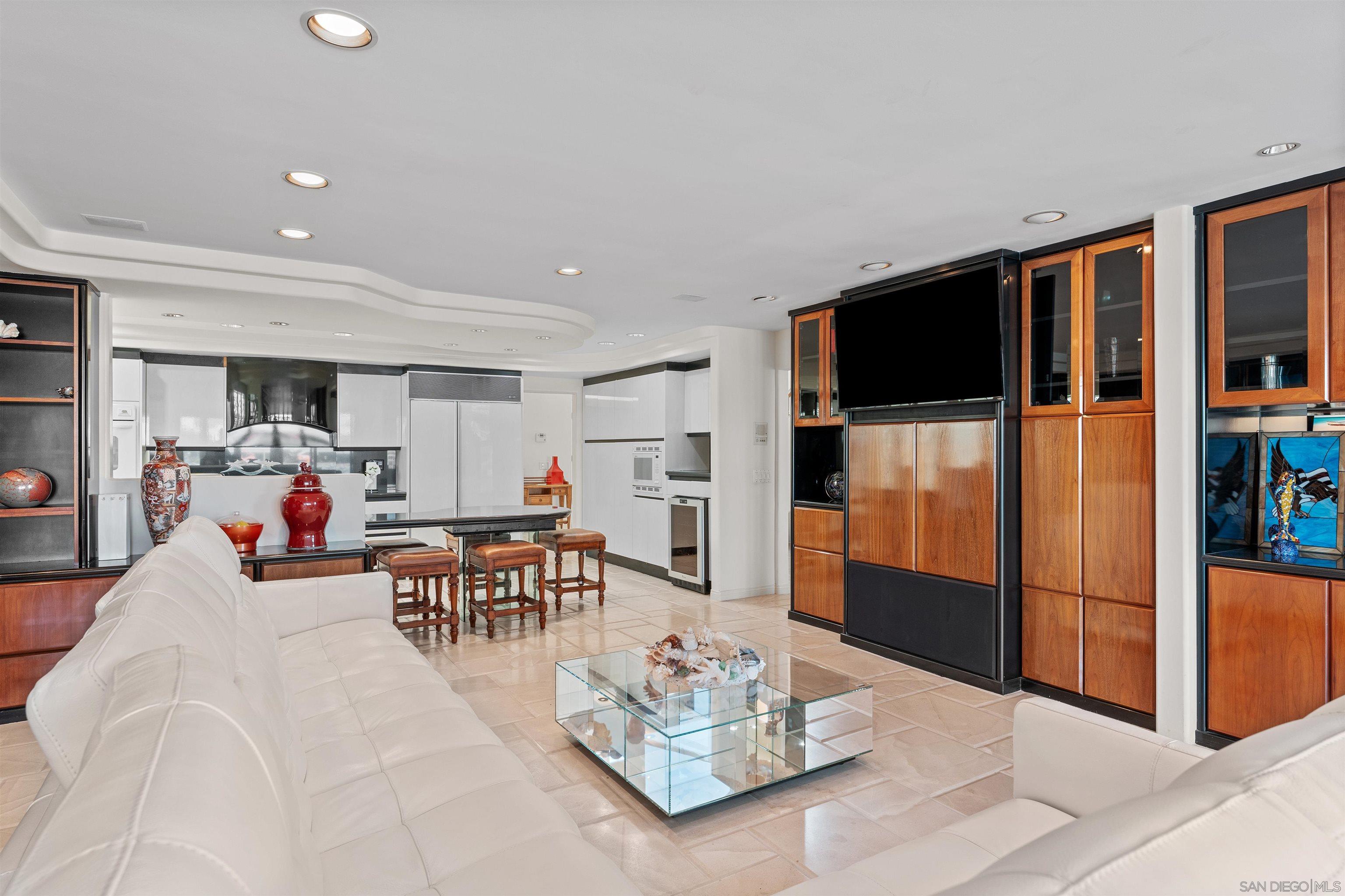 Detail Gallery Image 15 of 34 For 39  the Point, Coronado,  CA 92118 - 4 Beds | 4 Baths