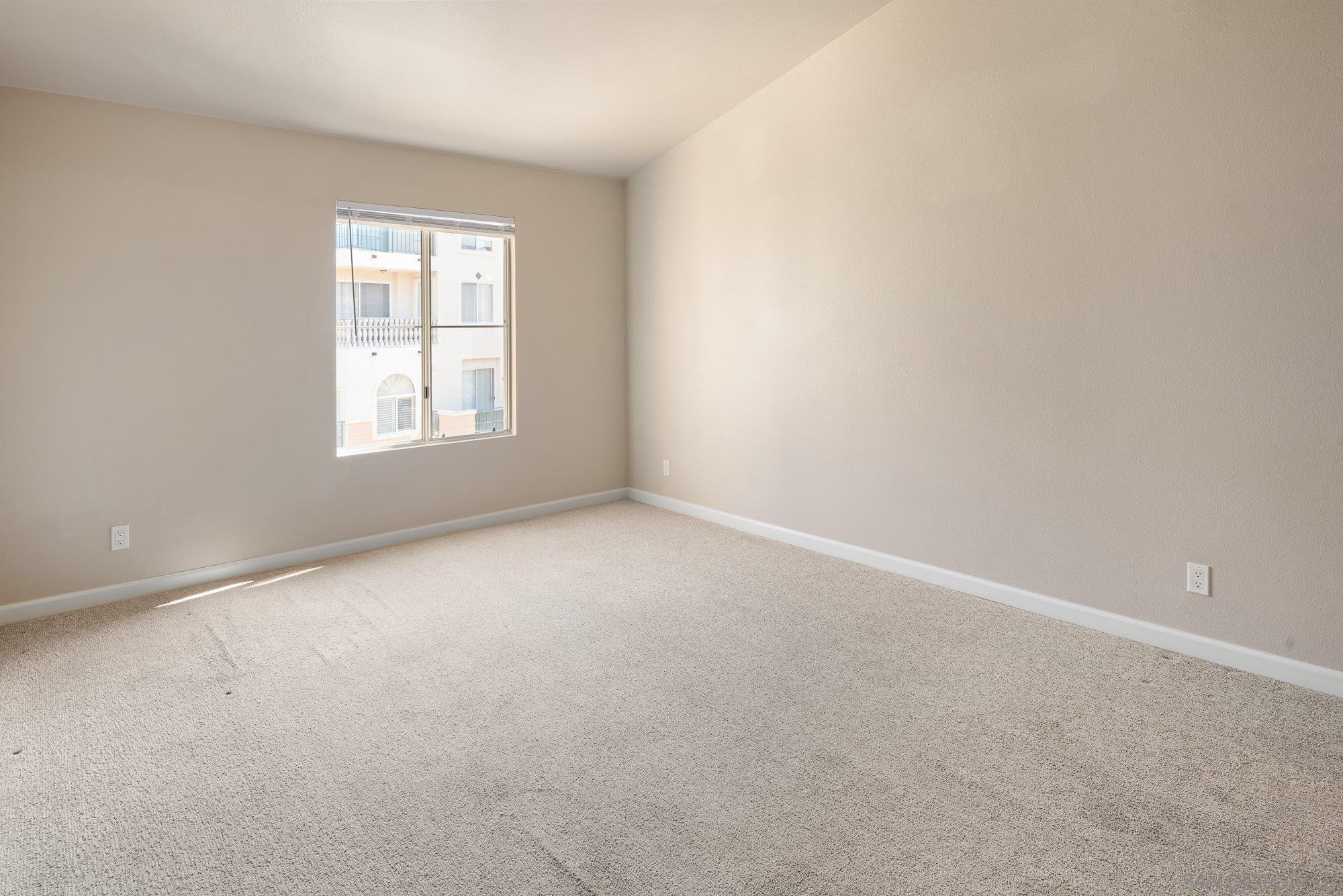 Detail Gallery Image 26 of 52 For 580  Camino De La Reina  #321,  San Diego,  CA 92108 - 2 Beds | 2 Baths