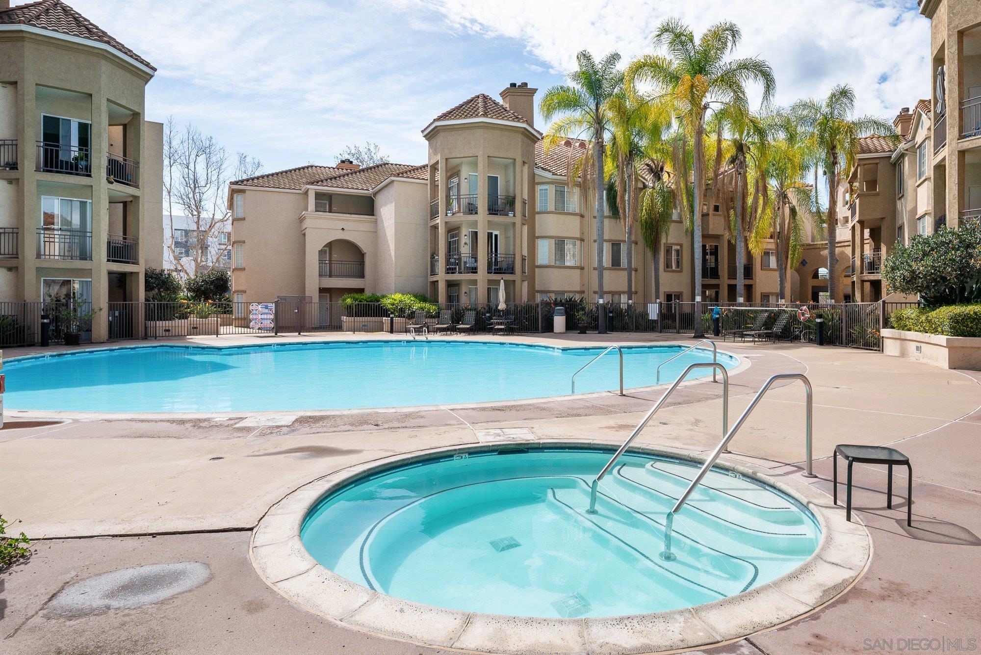 Detail Gallery Image 37 of 52 For 580  Camino De La Reina  #321,  San Diego,  CA 92108 - 2 Beds | 2 Baths