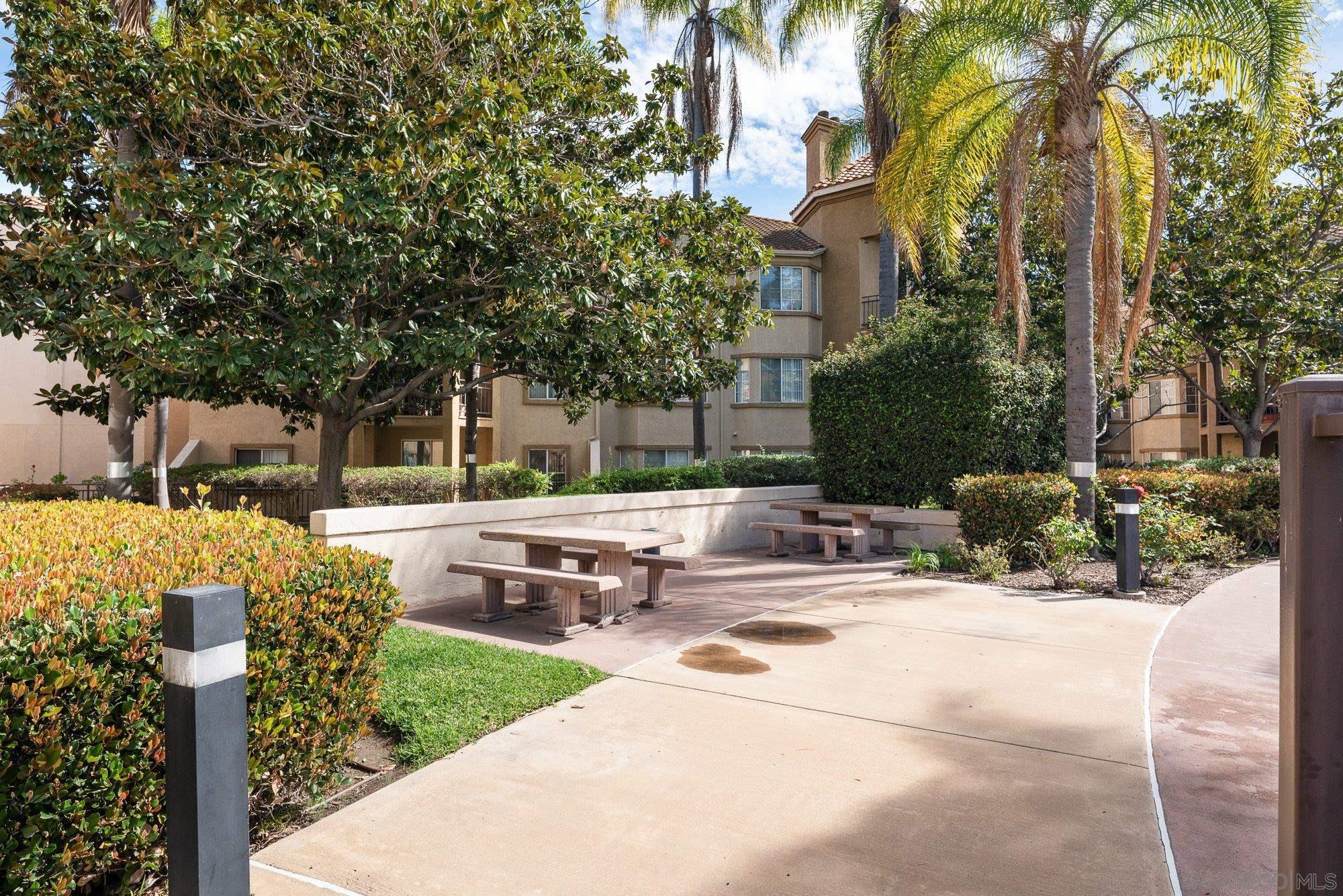 Detail Gallery Image 46 of 52 For 580  Camino De La Reina  #321,  San Diego,  CA 92108 - 2 Beds | 2 Baths