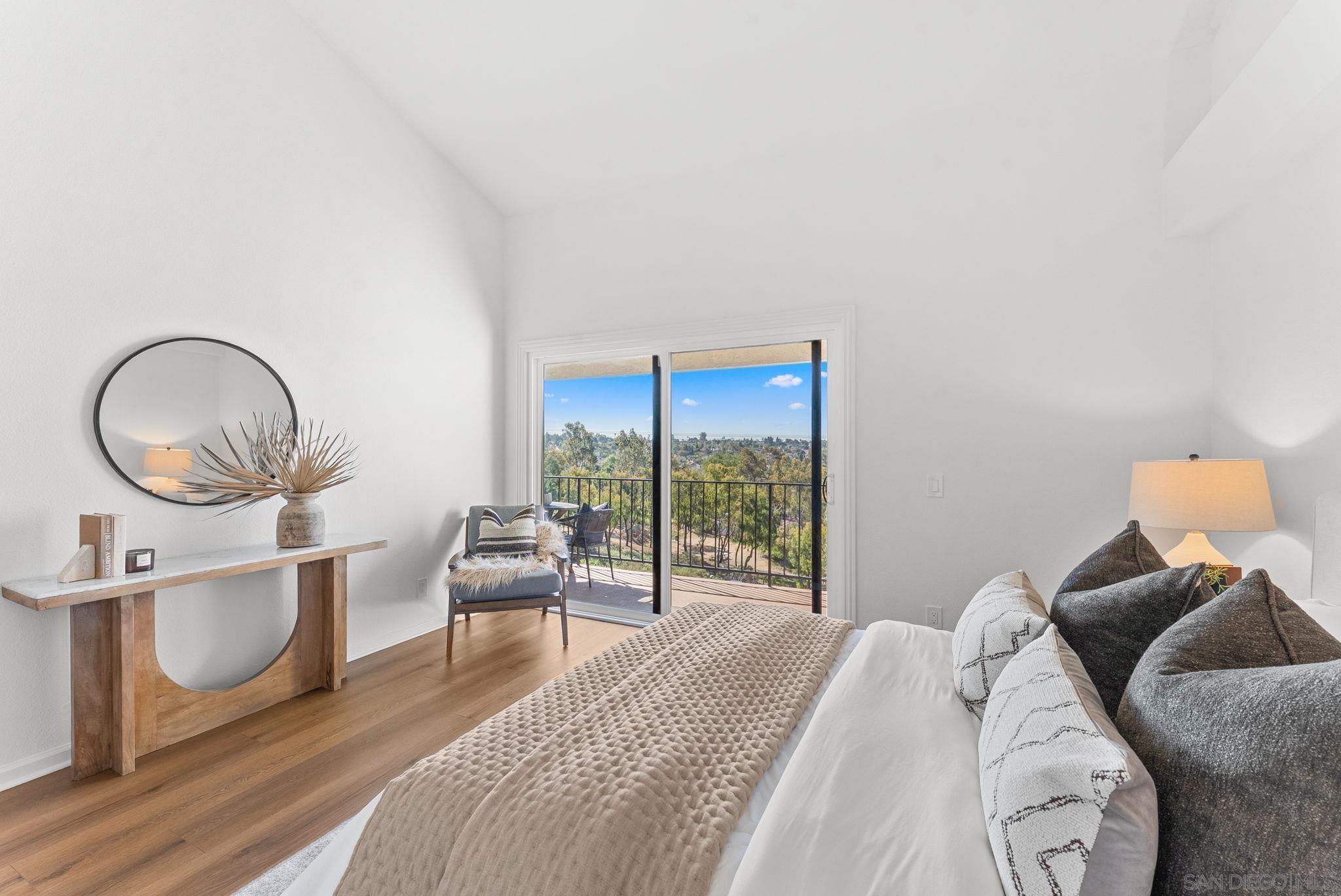 Detail Gallery Image 13 of 29 For 3131  Vista Rica, Carlsbad,  CA 92009 - 2 Beds | 2 Baths