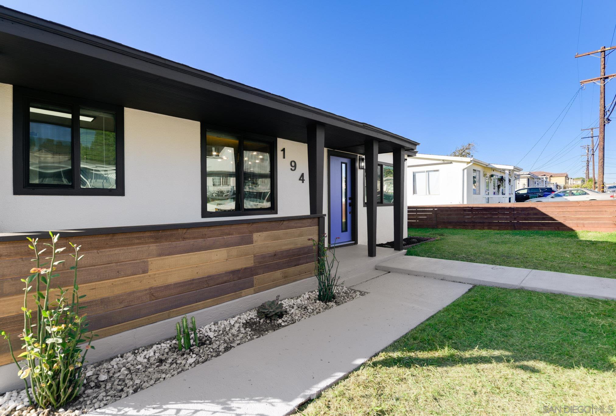 Detail Gallery Image 3 of 29 For 1948  Westinghouse St, San Diego,  CA 92111 - 3 Beds | 2 Baths