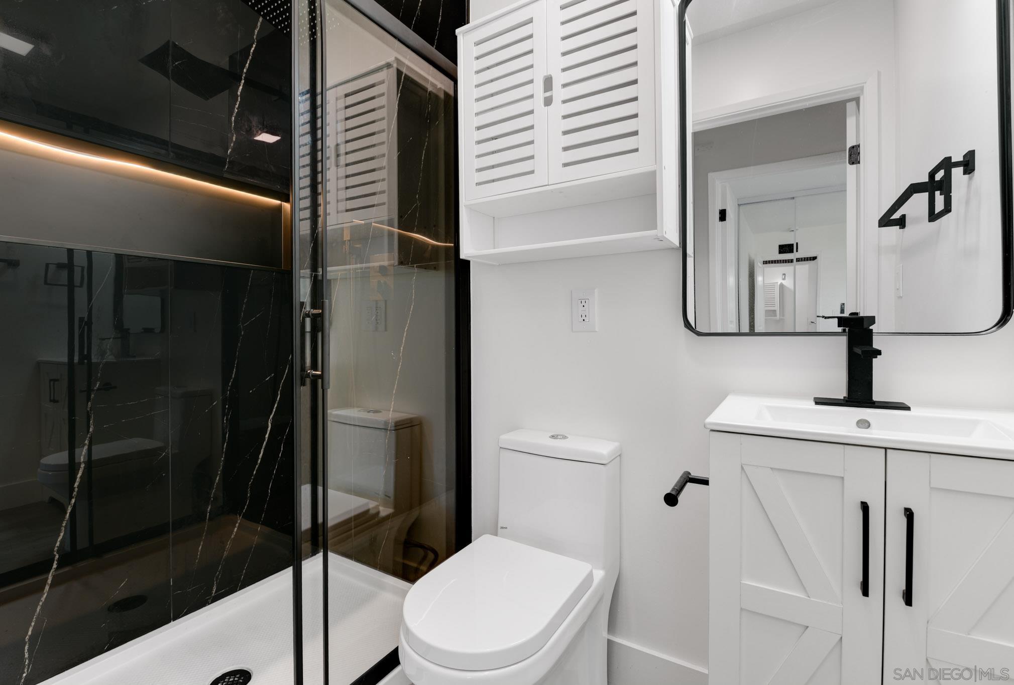 Detail Gallery Image 13 of 17 For 8667  Cetus Rd, San Diego,  CA 92126 - 3 Beds | 2 Baths