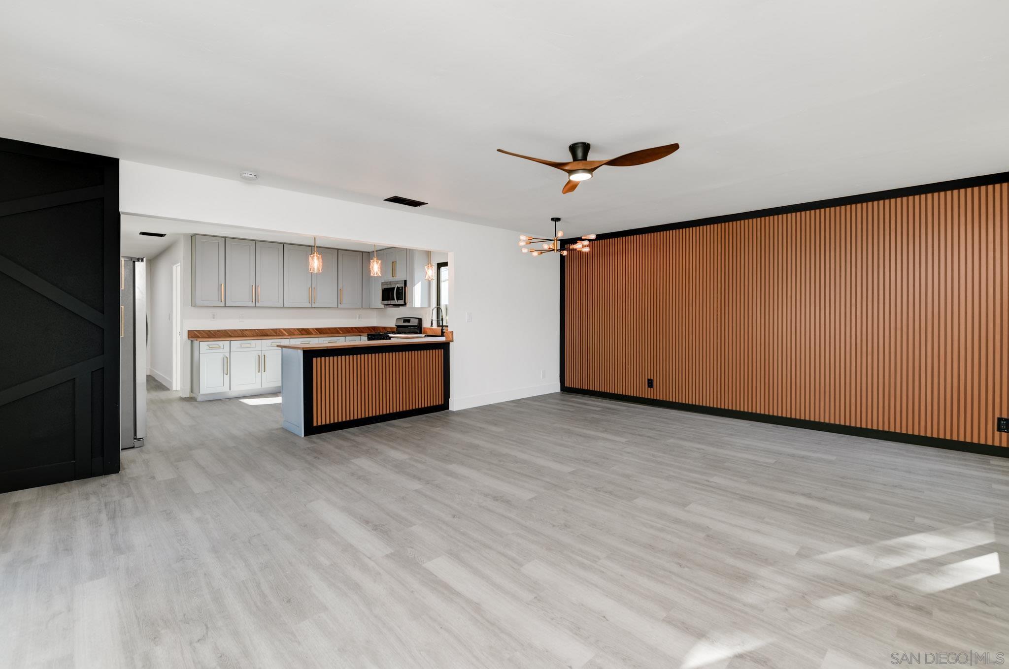 Detail Gallery Image 3 of 23 For 8667  Cetus Rd, San Diego,  CA 92126 - 3 Beds | 2 Baths