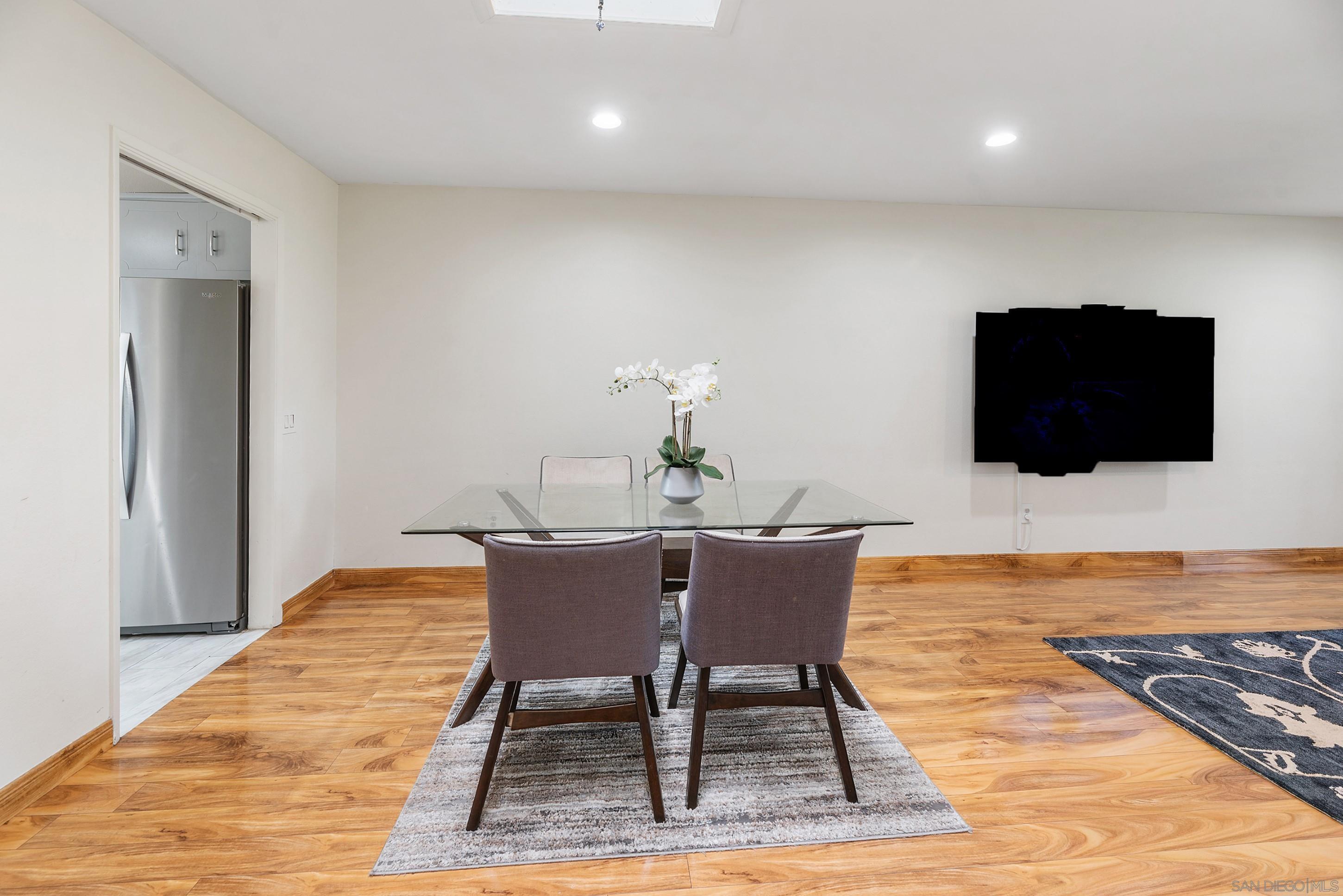 Detail Gallery Image 14 of 42 For 12130  Rancho Bernardo Rd  #B,  San Diego,  CA 92128 - 2 Beds | 2 Baths