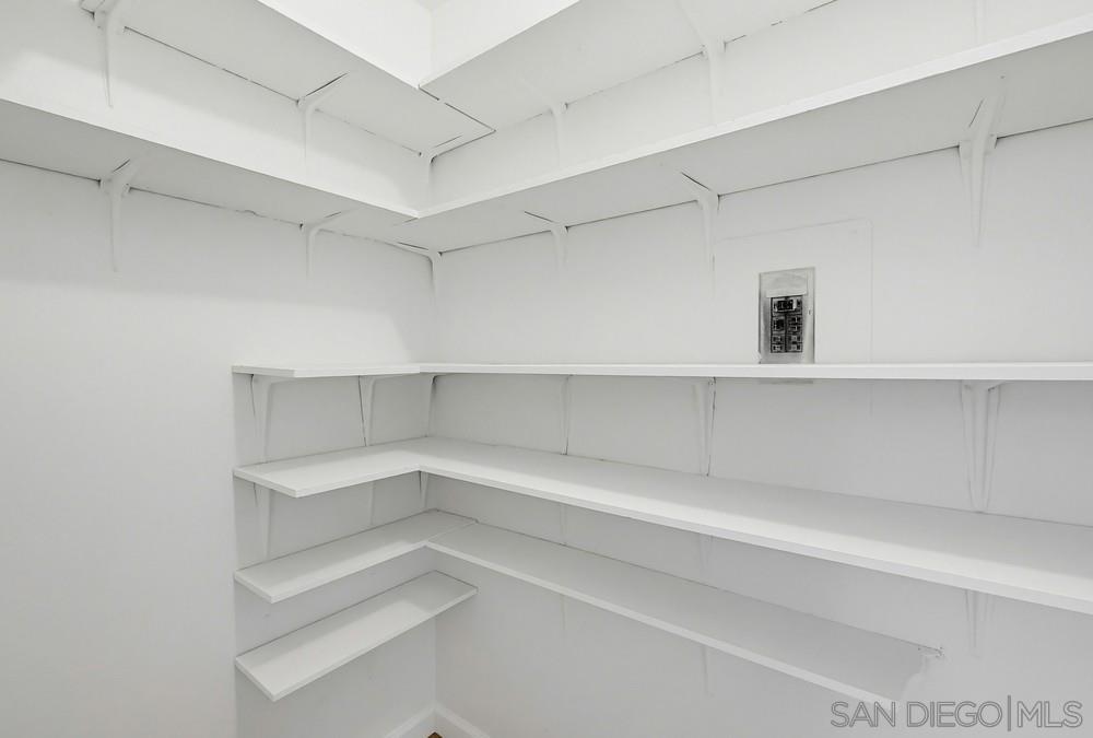 Detail Gallery Image 45 of 58 For 3116  Groton Way  #2,  San Diego,  CA 92110 - 3 Beds | 2 Baths