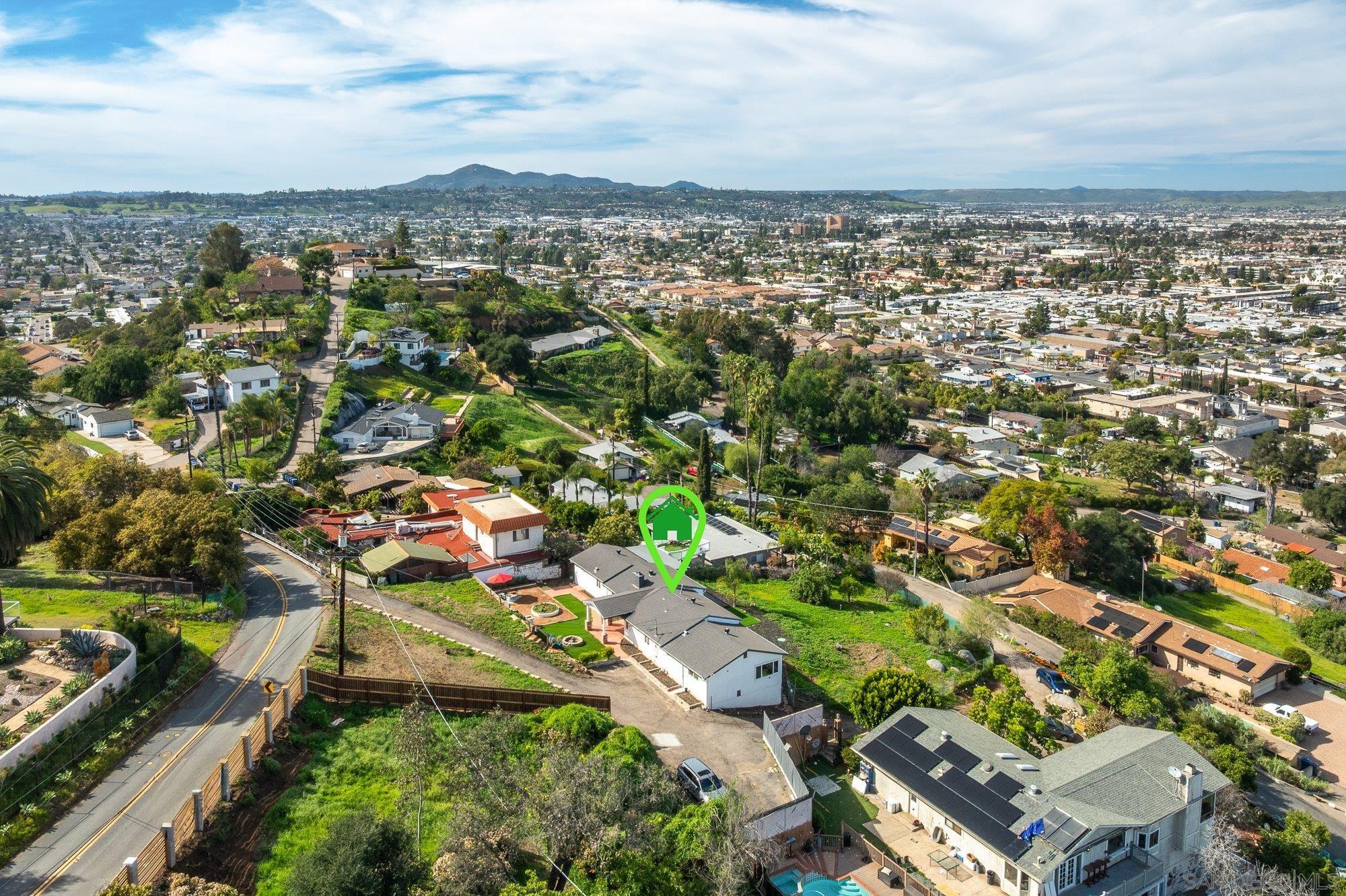 Detail Gallery Image 2 of 64 For 1192  Merritt Dr, El Cajon,  CA 92020 - 3 Beds | 3/1 Baths