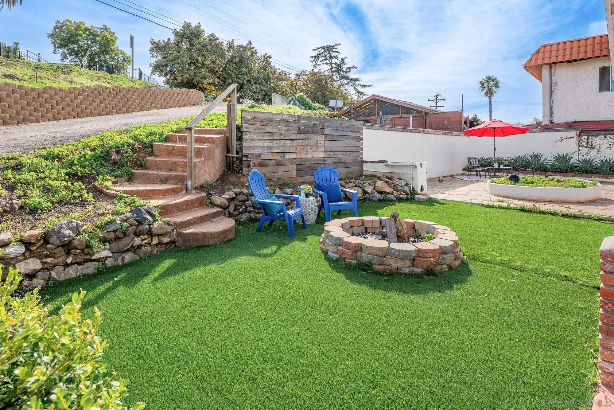 Detail Gallery Image 12 of 64 For 1192  Merritt Dr, El Cajon,  CA 92020 - 3 Beds | 3/1 Baths