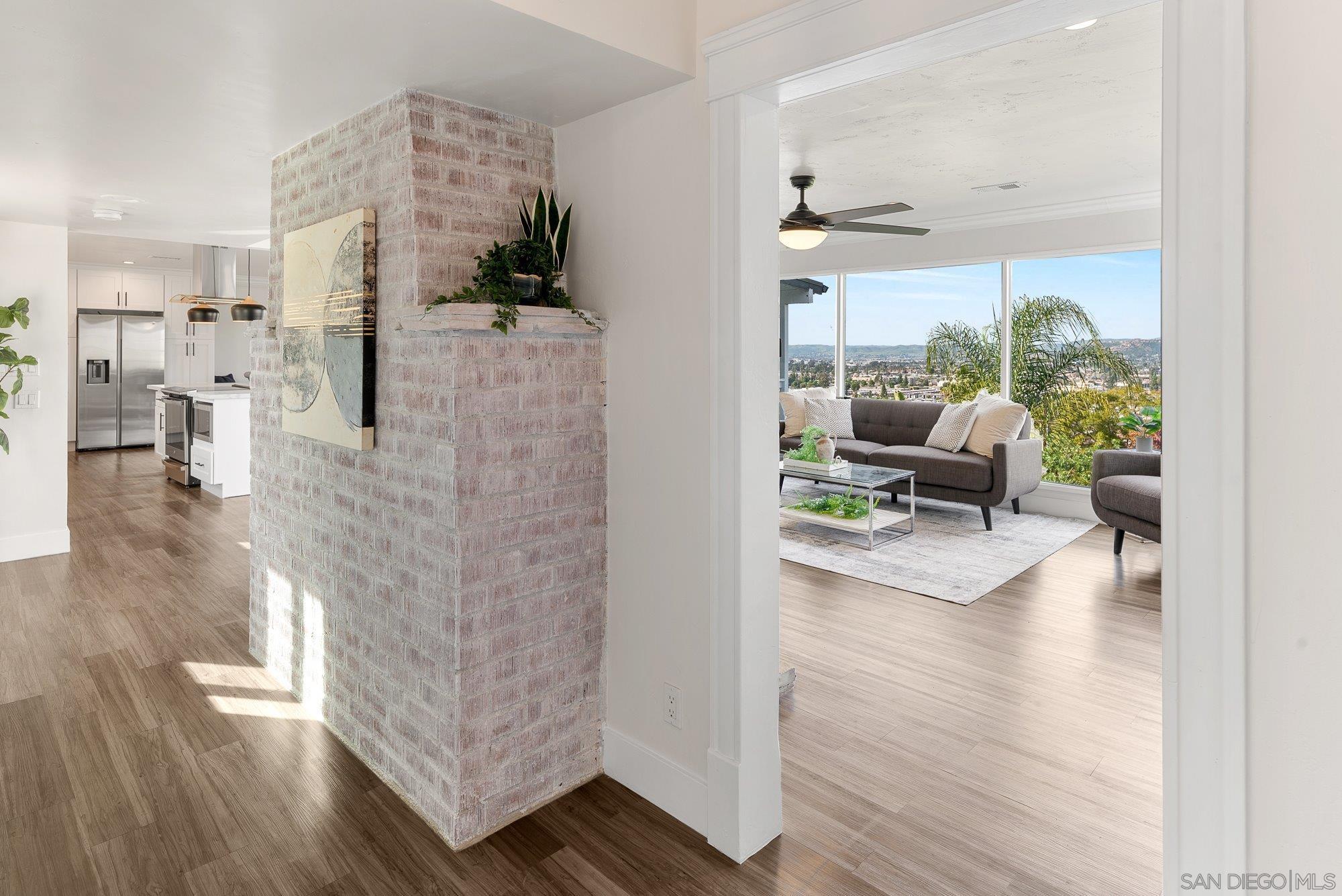 Detail Gallery Image 17 of 64 For 1192  Merritt Dr, El Cajon,  CA 92020 - 3 Beds | 3/1 Baths