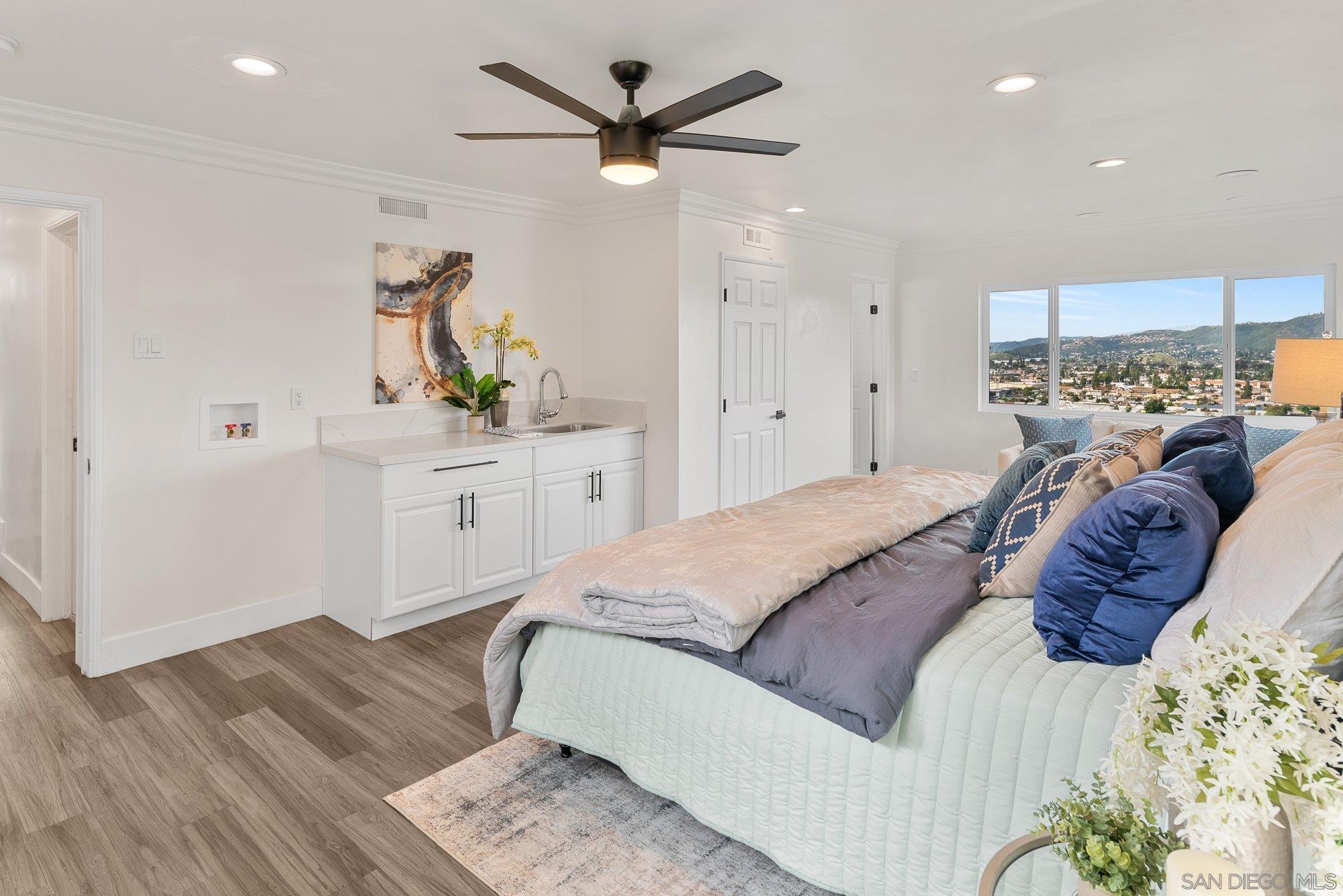 Detail Gallery Image 33 of 64 For 1192  Merritt Dr, El Cajon,  CA 92020 - 3 Beds | 3/1 Baths