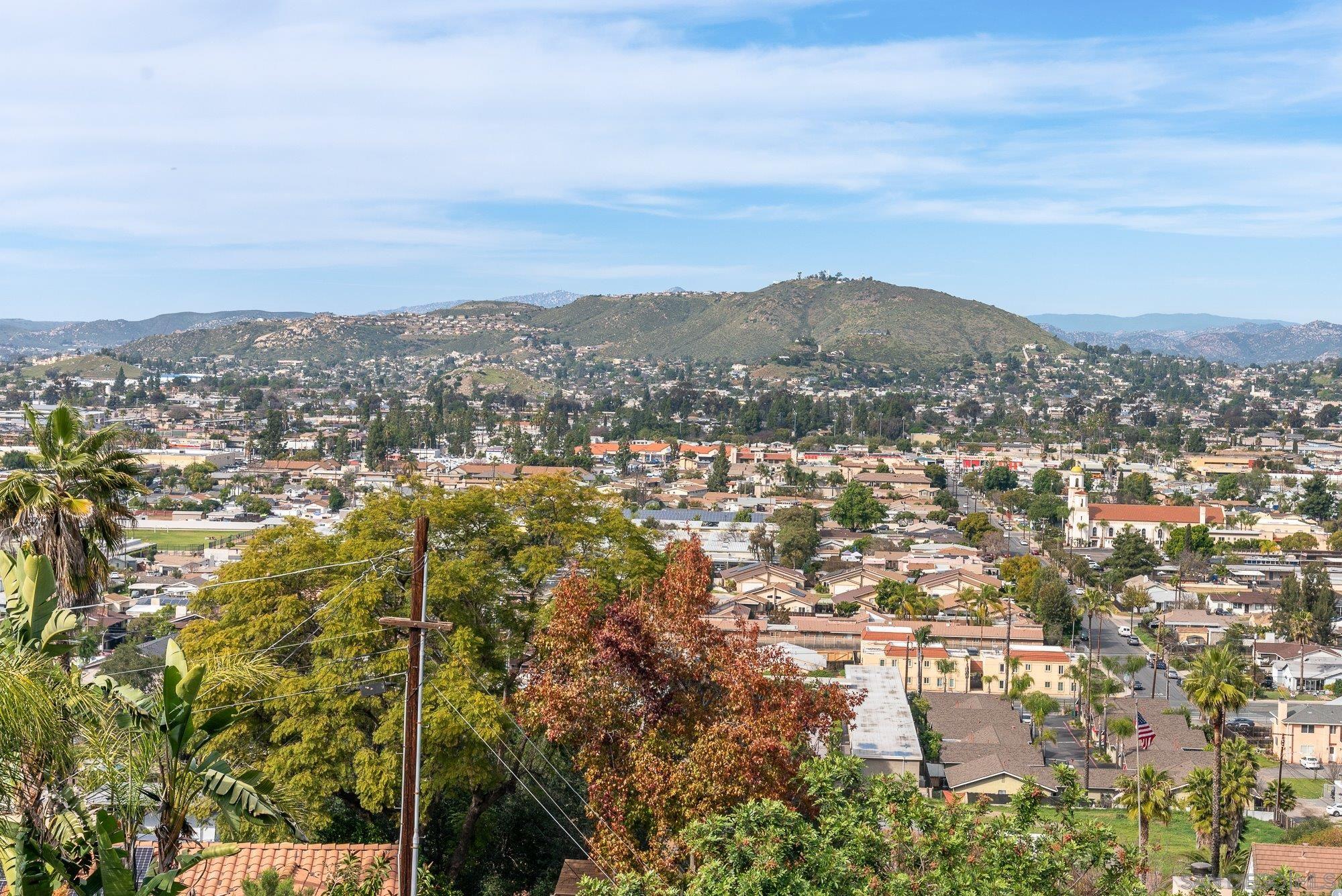 Detail Gallery Image 50 of 64 For 1192  Merritt Dr, El Cajon,  CA 92020 - 3 Beds | 3/1 Baths