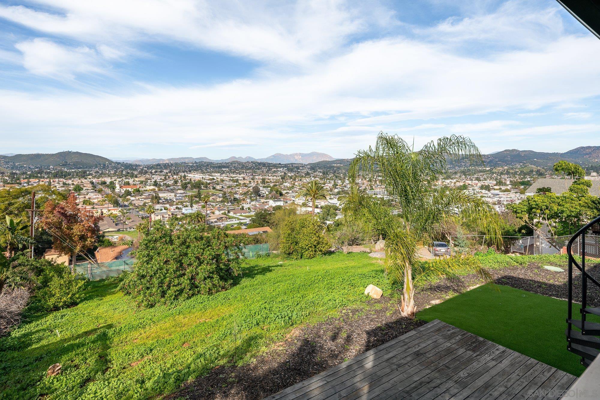 Detail Gallery Image 52 of 64 For 1192  Merritt Dr, El Cajon,  CA 92020 - 3 Beds | 3/1 Baths