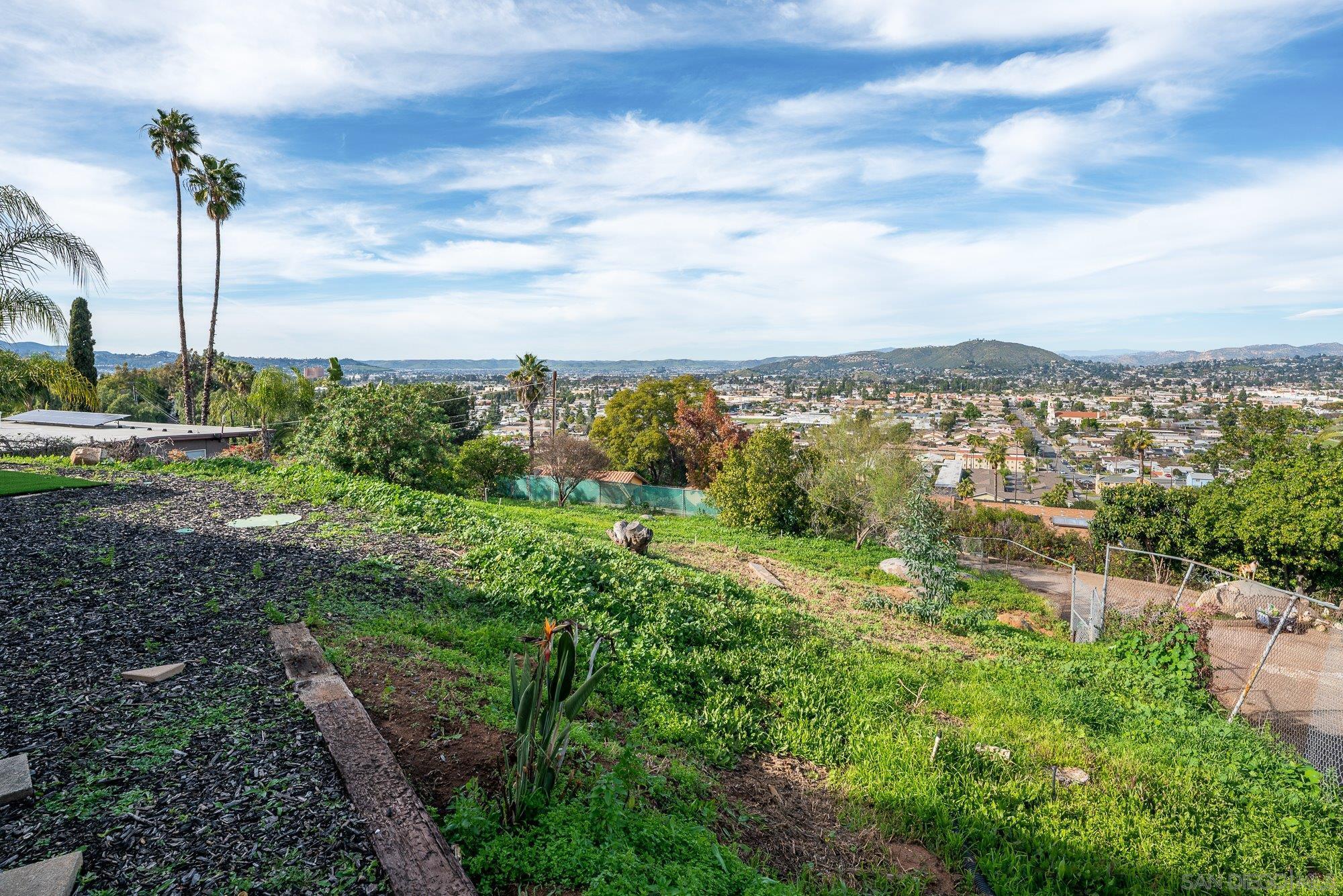 Detail Gallery Image 58 of 64 For 1192  Merritt Dr, El Cajon,  CA 92020 - 3 Beds | 3/1 Baths