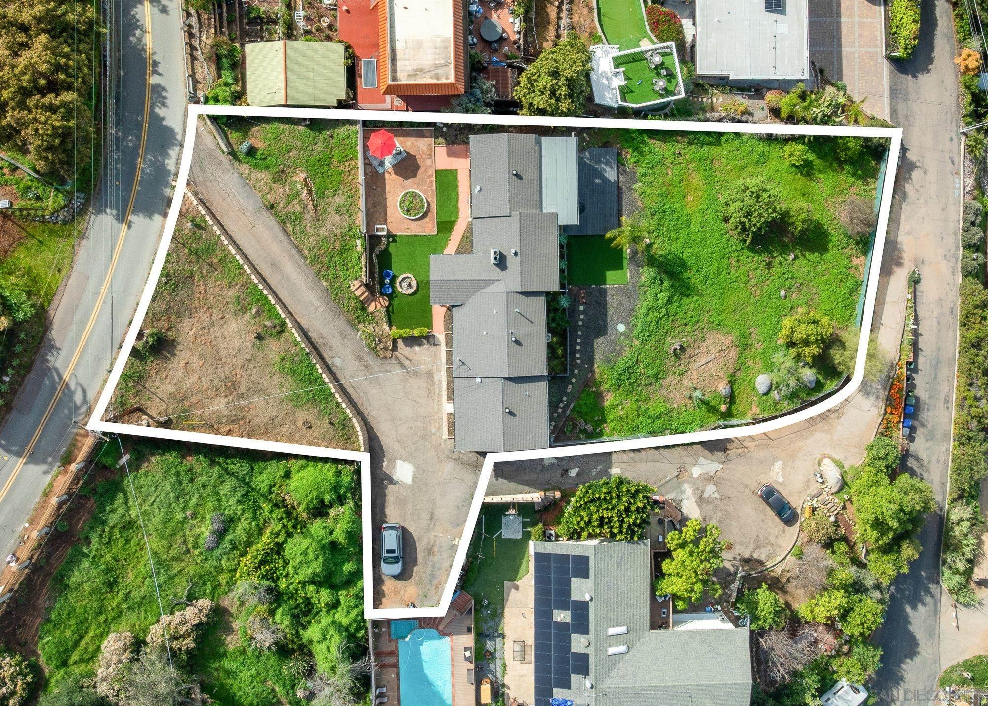 Detail Gallery Image 60 of 64 For 1192  Merritt Dr, El Cajon,  CA 92020 - 3 Beds | 3/1 Baths