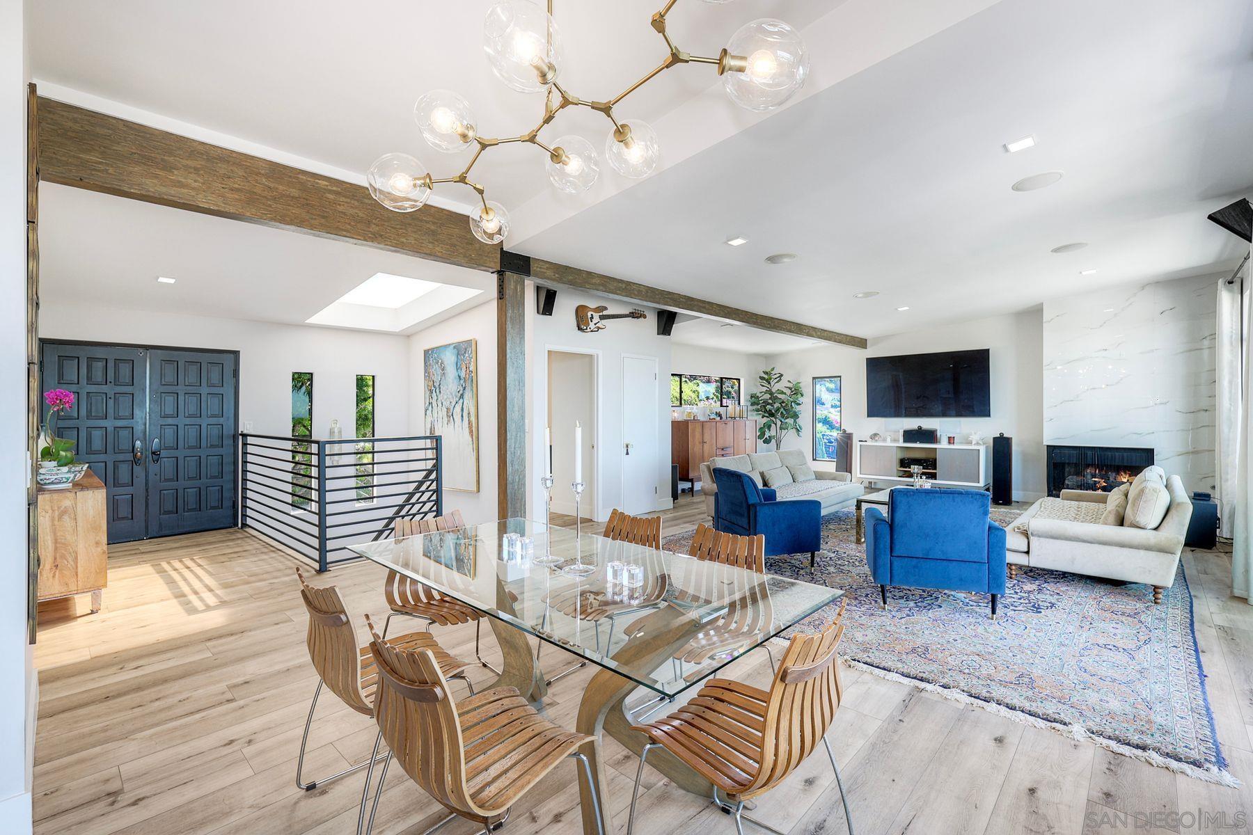 Detail Gallery Image 2 of 29 For 2240  Hartford St., San Diego,  CA 92110 - 4 Beds | 2/1 Baths