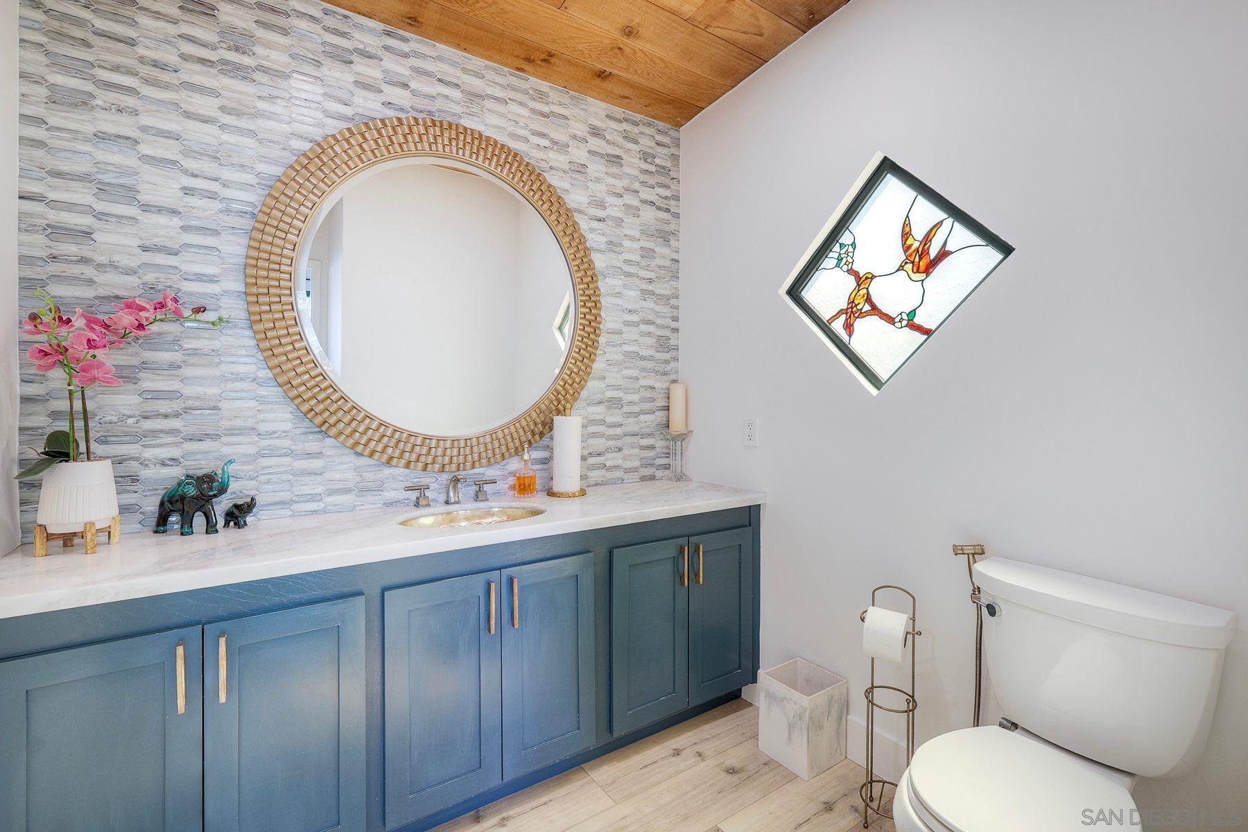 Detail Gallery Image 11 of 29 For 2240  Hartford St., San Diego,  CA 92110 - 4 Beds | 2/1 Baths