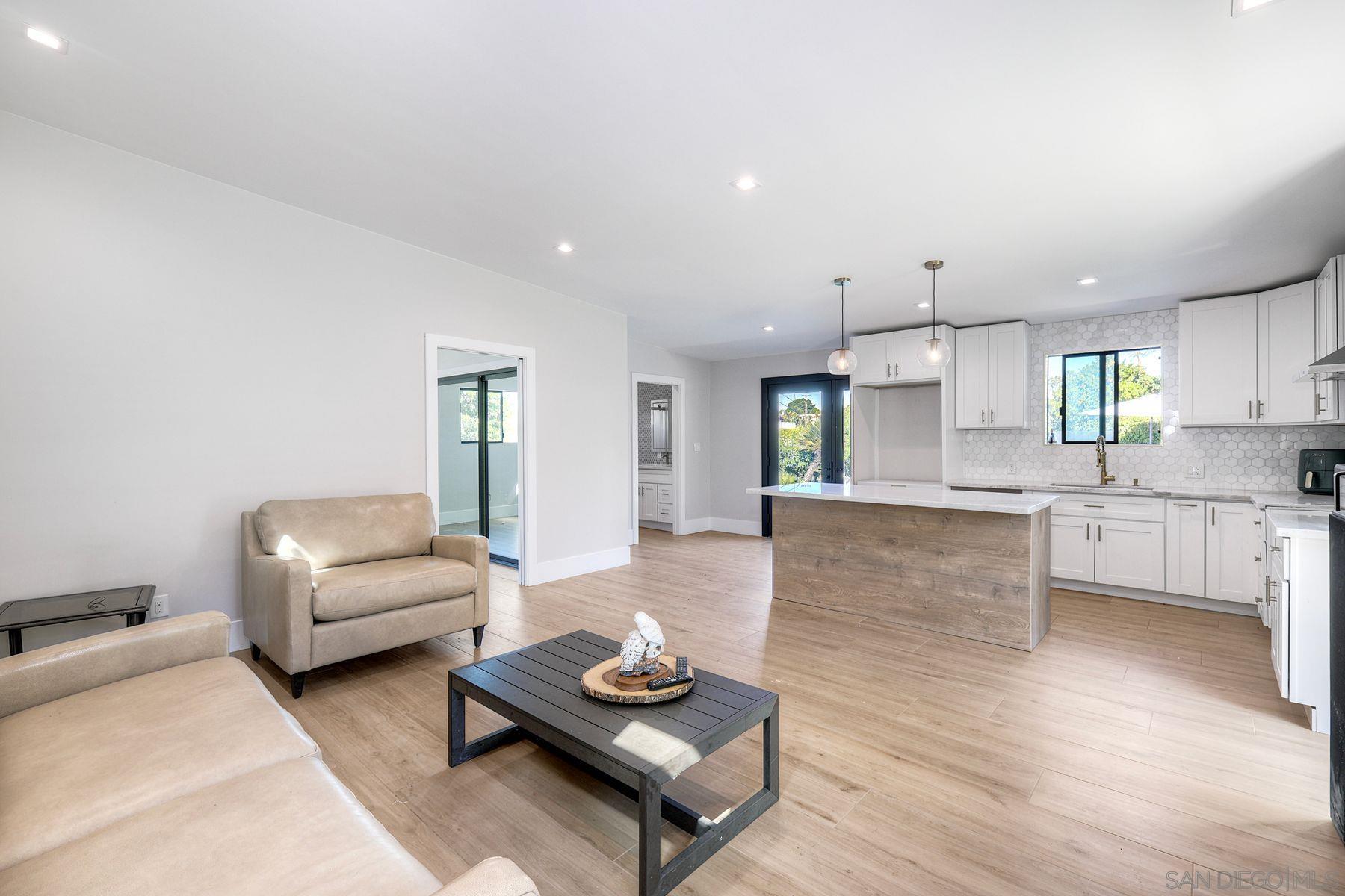 Detail Gallery Image 20 of 29 For 2240  Hartford St., San Diego,  CA 92110 - 4 Beds | 2/1 Baths