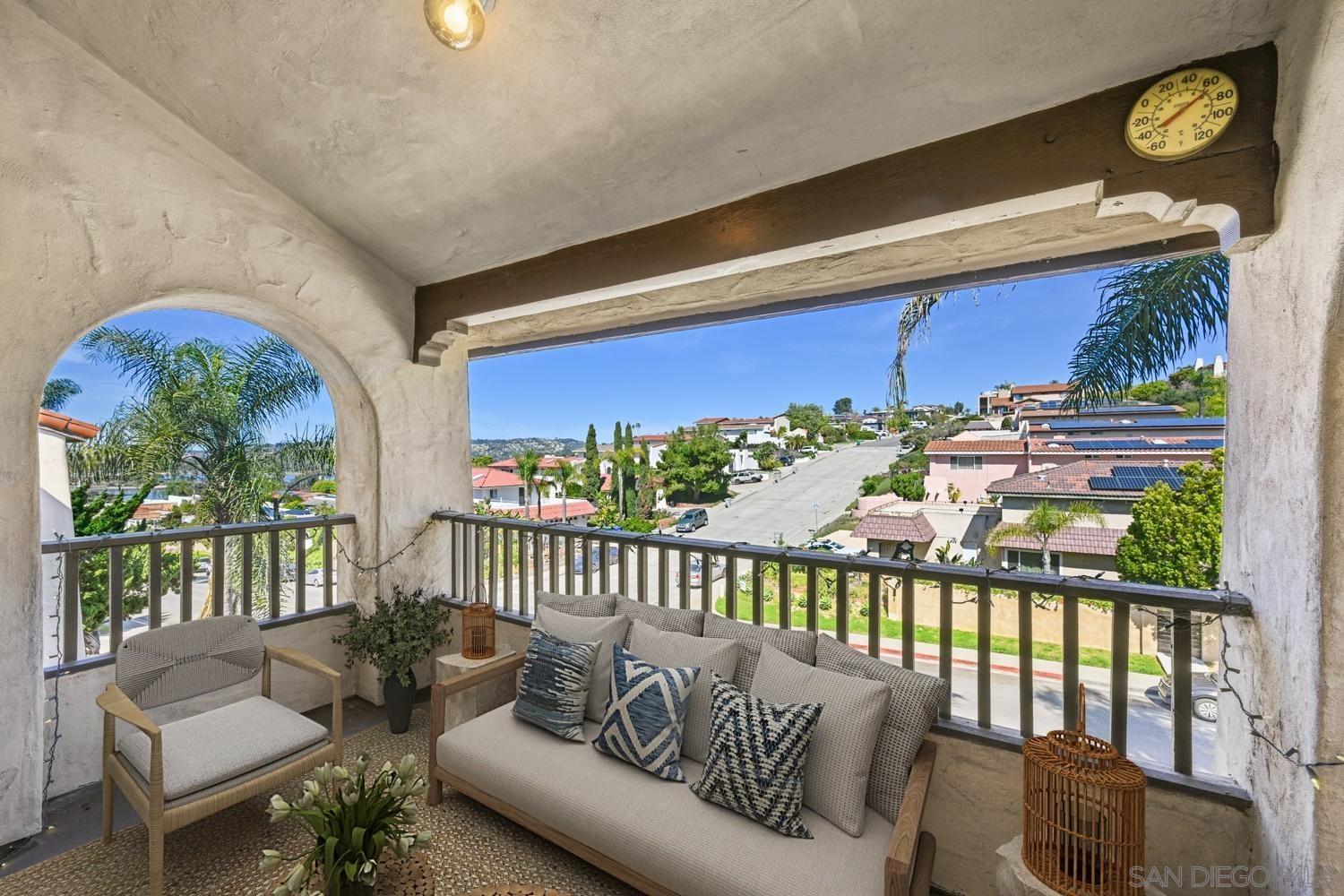 Detail Gallery Image 16 of 21 For 2530  Clairemont Dr  #303,  San Diego,  CA 92117 - 2 Beds | 1 Baths