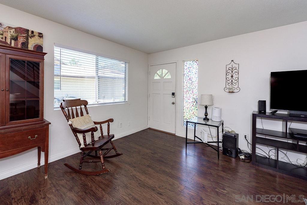 Detail Gallery Image 11 of 26 For 9855  Mission Greens Ct  #3,  Santee,  CA 92071 - 2 Beds | 1 Baths