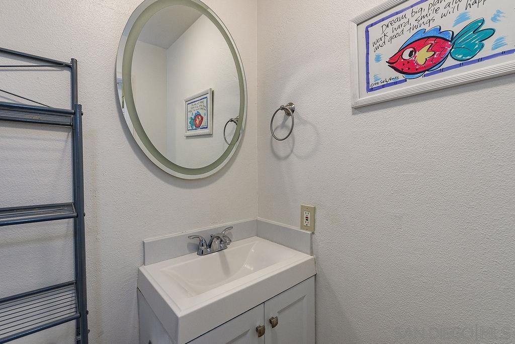 Detail Gallery Image 16 of 26 For 9855  Mission Greens Ct  #3,  Santee,  CA 92071 - 2 Beds | 1 Baths