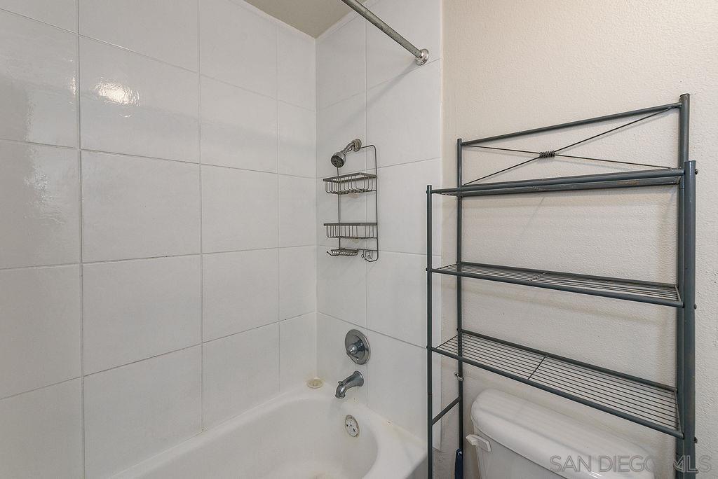 Detail Gallery Image 17 of 26 For 9855  Mission Greens Ct  #3,  Santee,  CA 92071 - 2 Beds | 1 Baths