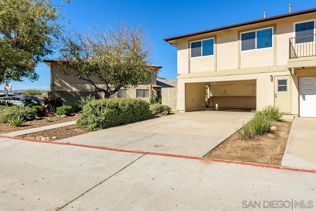 Detail Gallery Image 25 of 26 For 9855  Mission Greens Ct  #3,  Santee,  CA 92071 - 2 Beds | 1 Baths