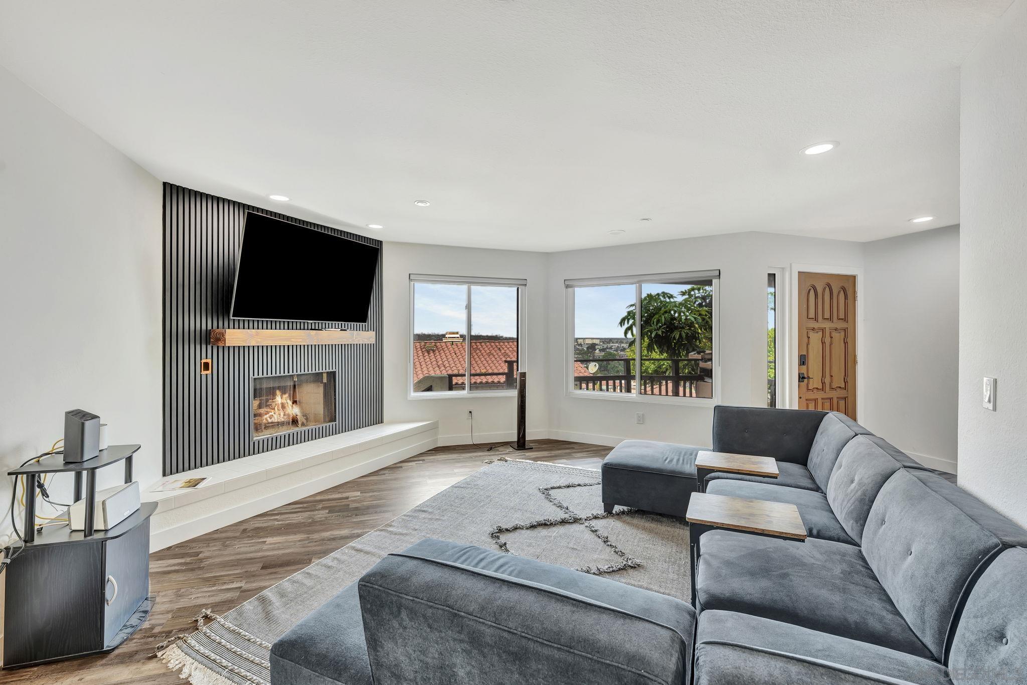 Detail Gallery Image 13 of 39 For 4016  Ampudia, San Diego,  CA 92110 - 3 Beds | 2/1 Baths