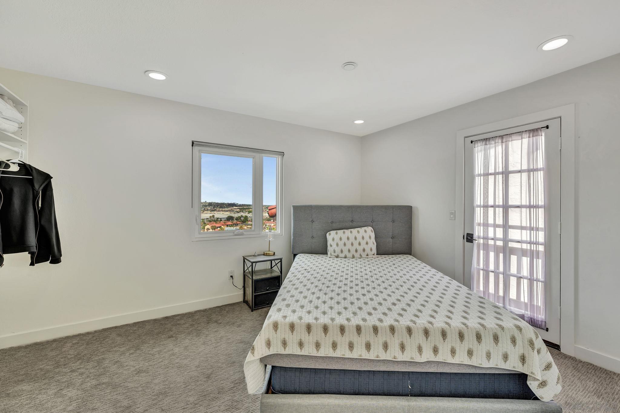 Detail Gallery Image 25 of 39 For 4016  Ampudia, San Diego,  CA 92110 - 3 Beds | 2/1 Baths