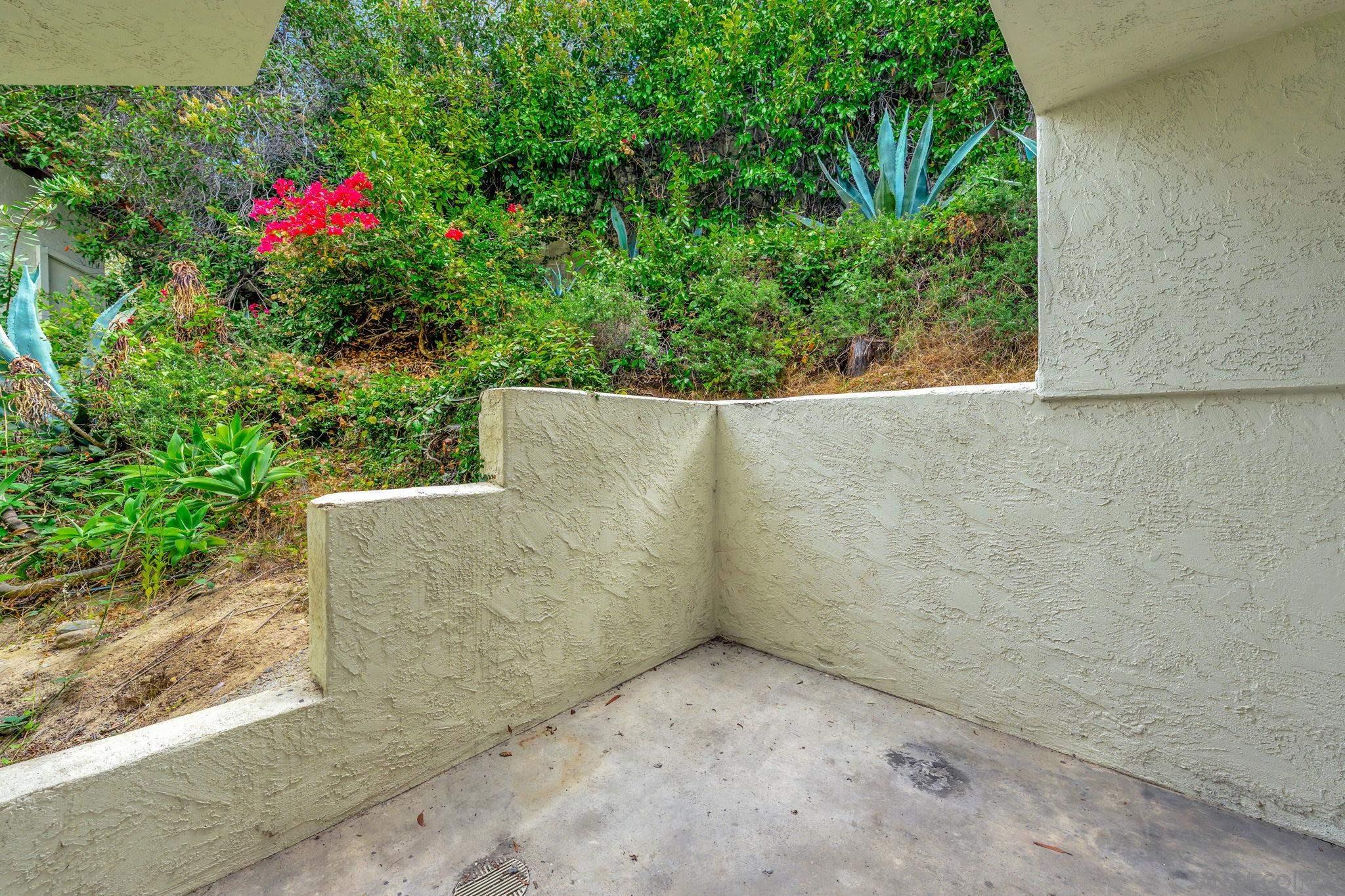 Detail Gallery Image 7 of 39 For 4016  Ampudia, San Diego,  CA 92110 - 3 Beds | 2/1 Baths